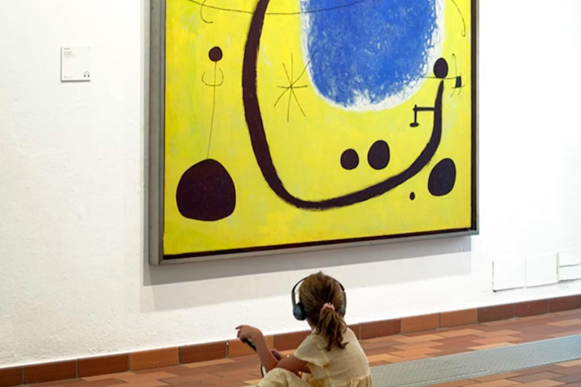 Fundacio Joan Miro Skip-the-Line Entry Ticket in Barcelona - Thumbnail 3