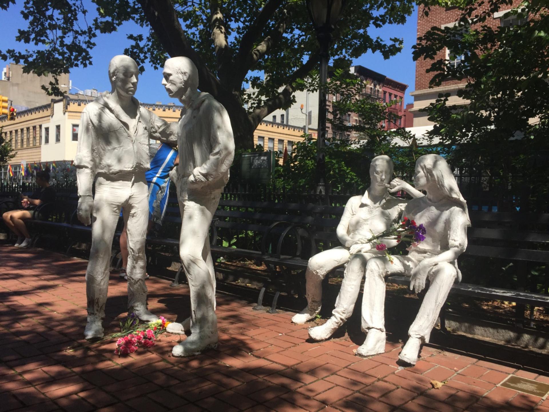 Pride Walking Tour in New York City - Thumbnail 3