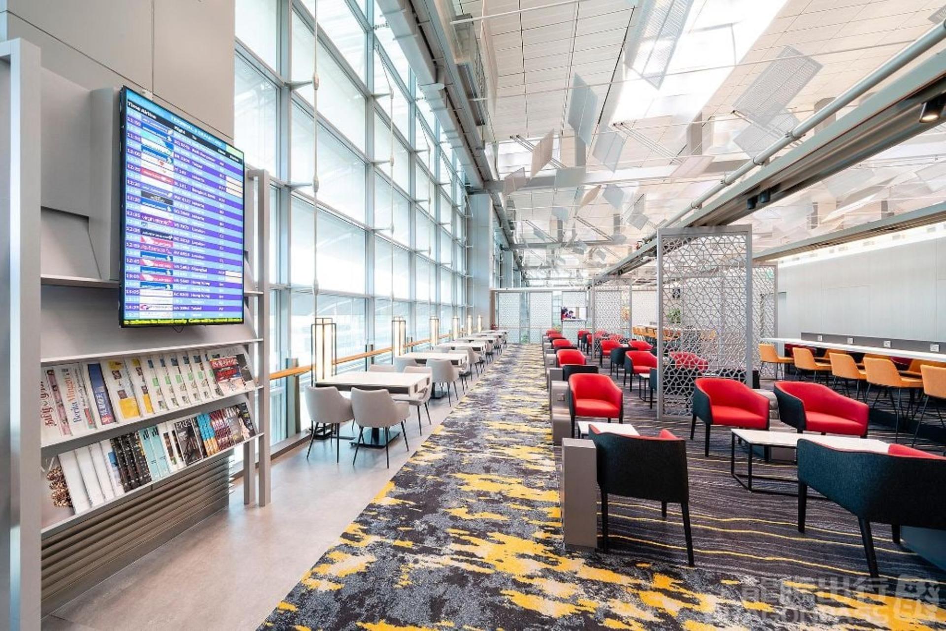 Changi International Airport Lounge Service - Thumbnail 2