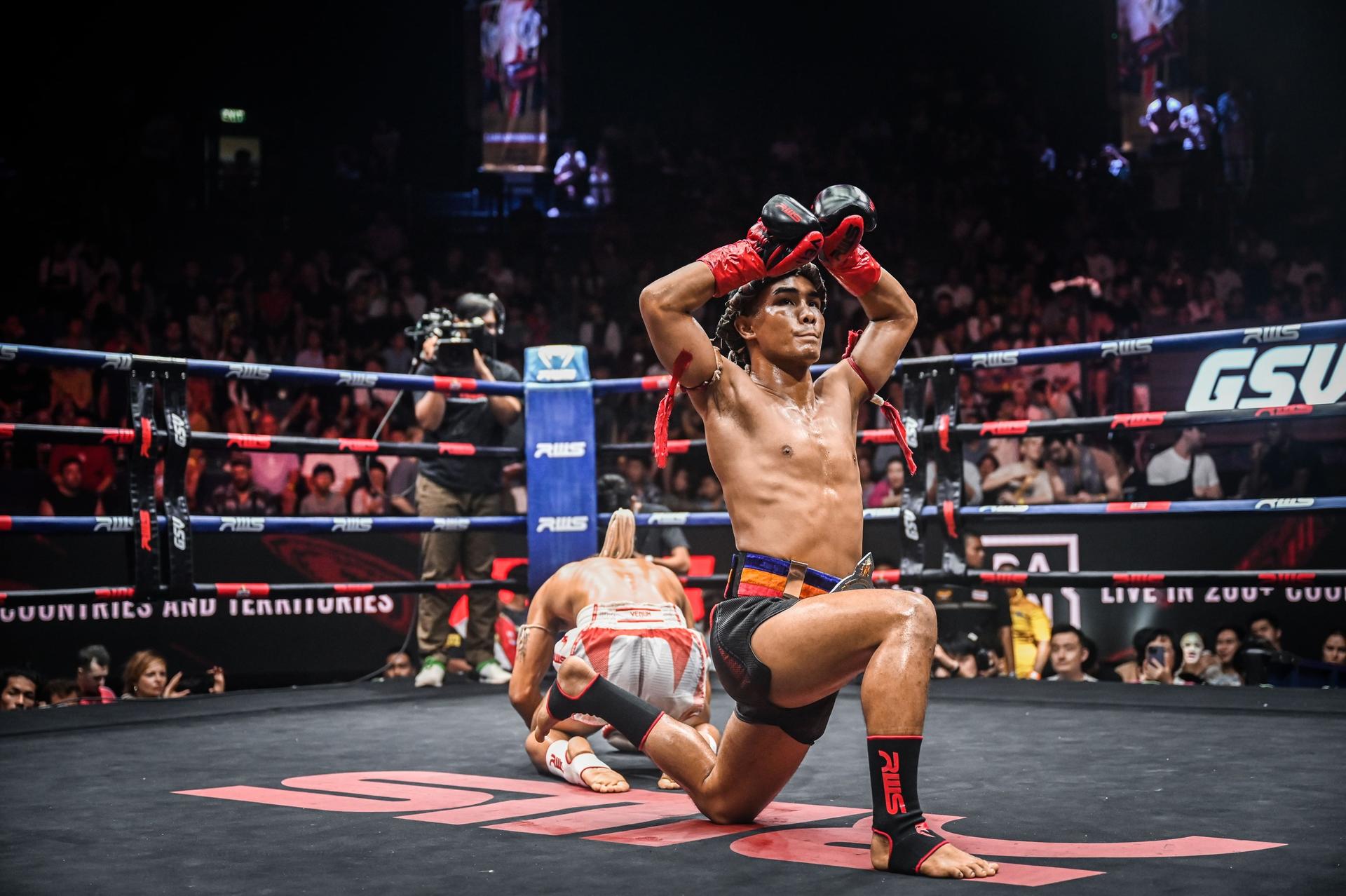 [Official] Muay Thai (Boxing) Match at Rajadamnern Stadium - Thumbnail 3