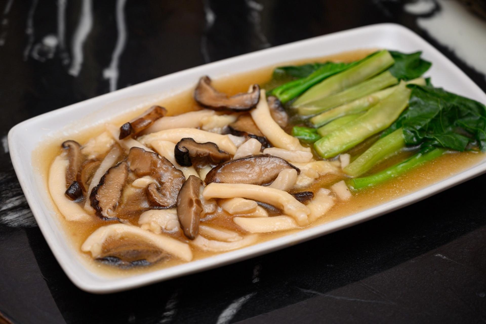 Ploen Restaurant in Ladprao Bangkok - Thumbnail 8