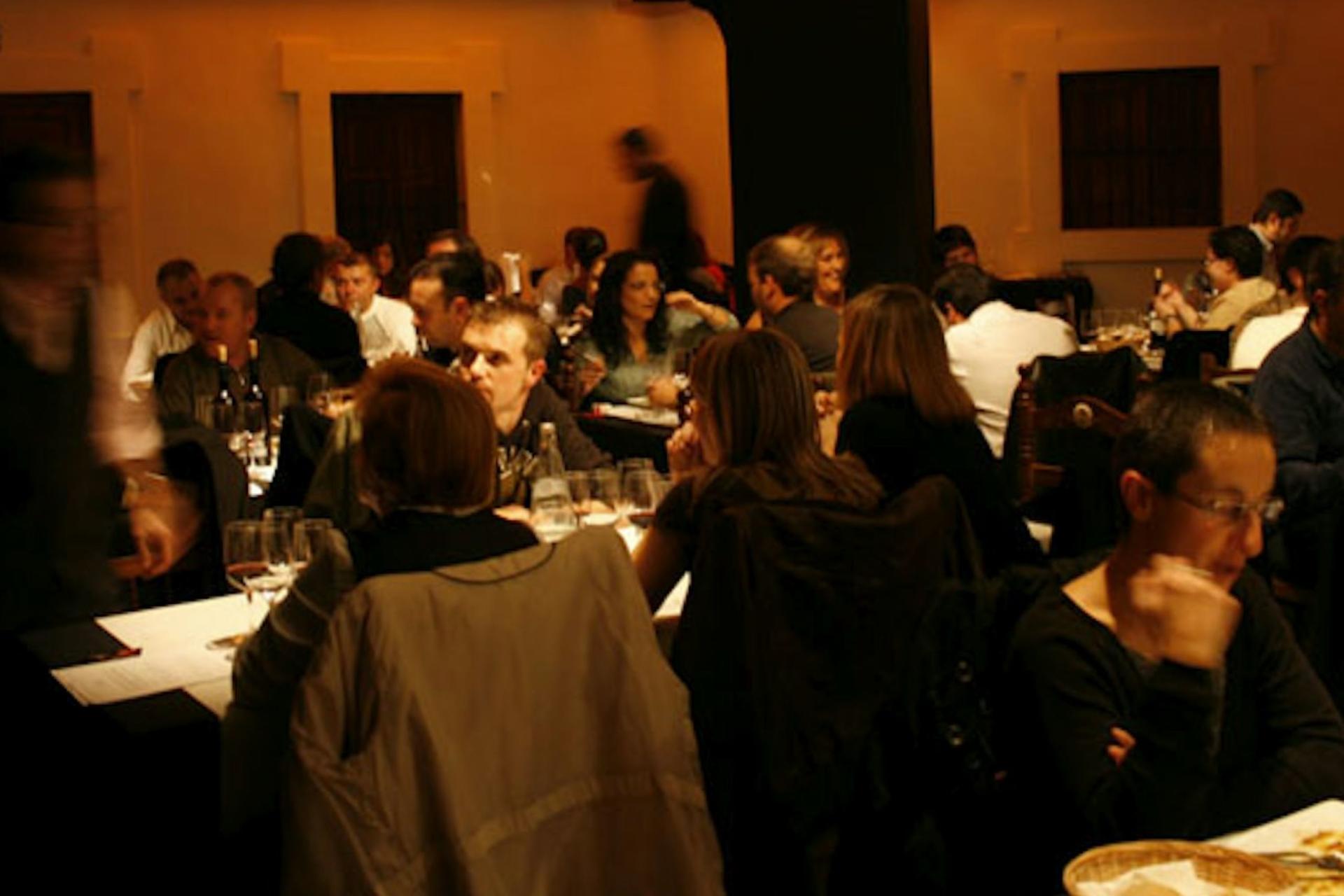 Flamenco Show with Dinner at La Buleria in Valencia - Thumbnail 7