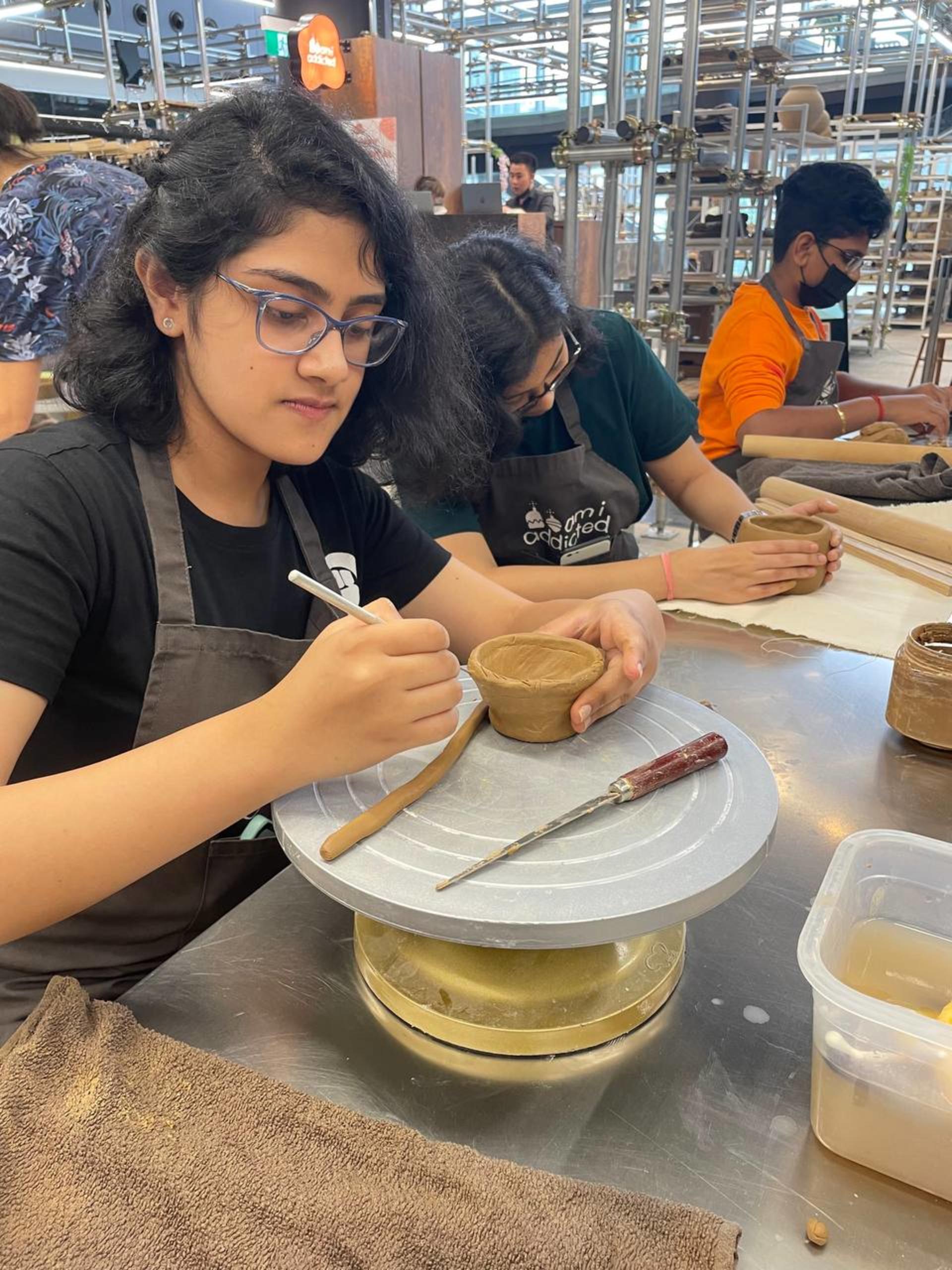 Am I Addicted Pottery Workshop in Singapore - Thumbnail 8