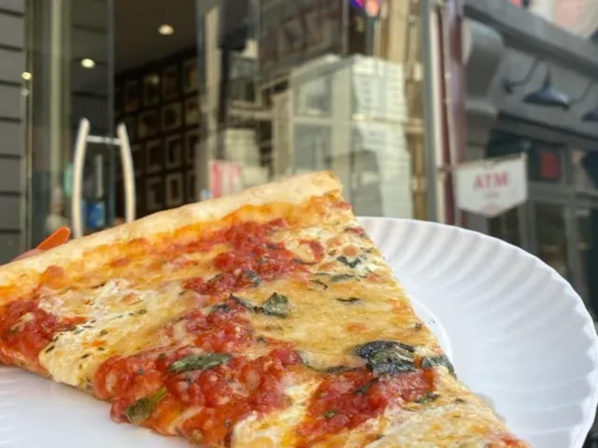 Lower East Side, Chinatown and Little Italy Food Tour - Thumbnail 6