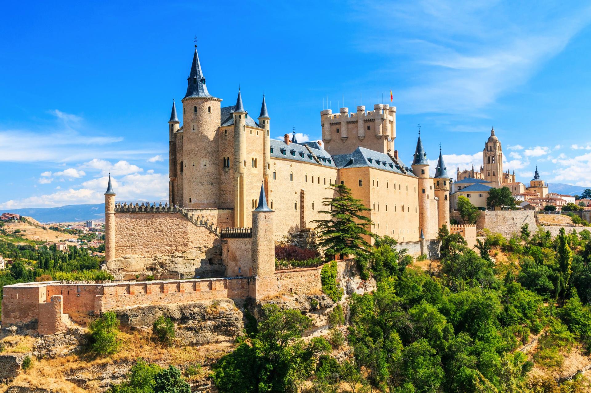Segovia from Madrid with optional tickets & food options - Thumbnail 2