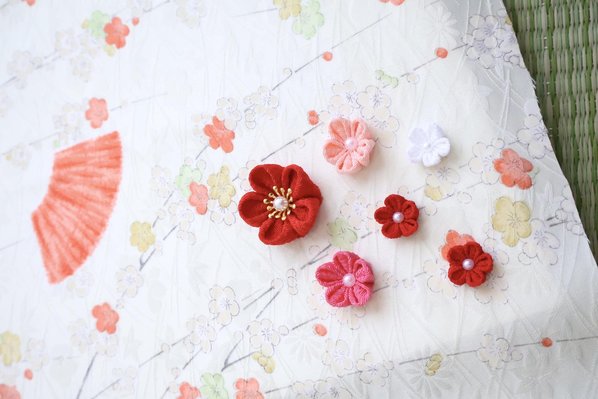 Kyoto: Kimono Flower Art Workshop - Thumbnail 7