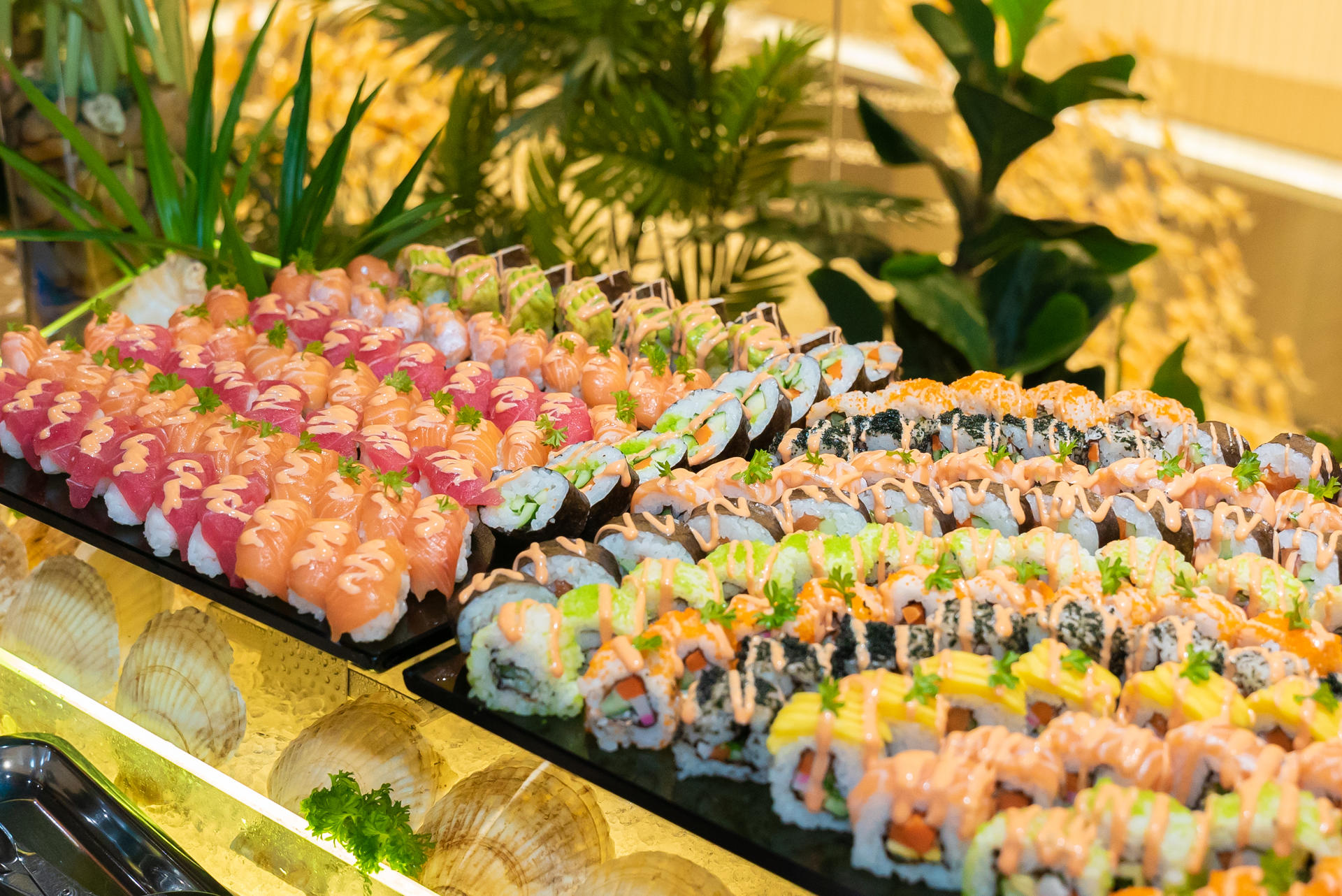 Seafood Buffet at 5-star La Vela Saigon Hotel  - Thumbnail 12