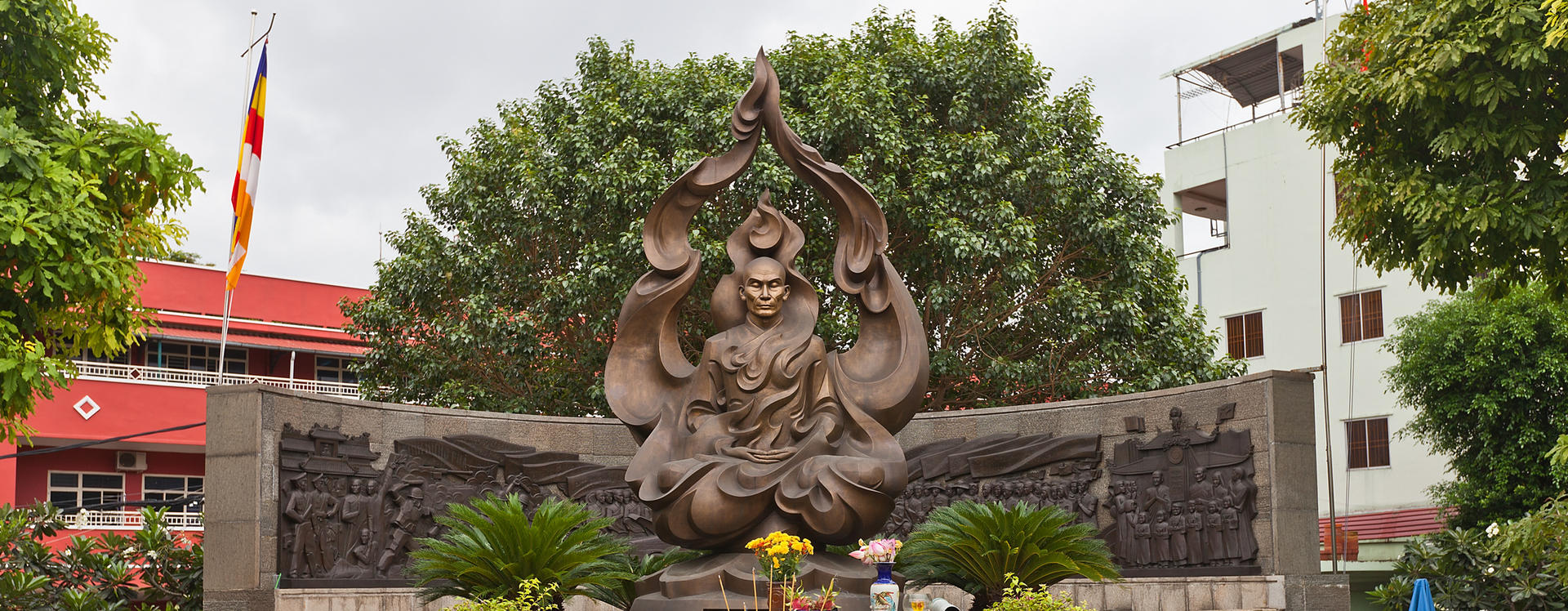 Vietnamese Ghost & Belief Motorbike Tour - Image 1