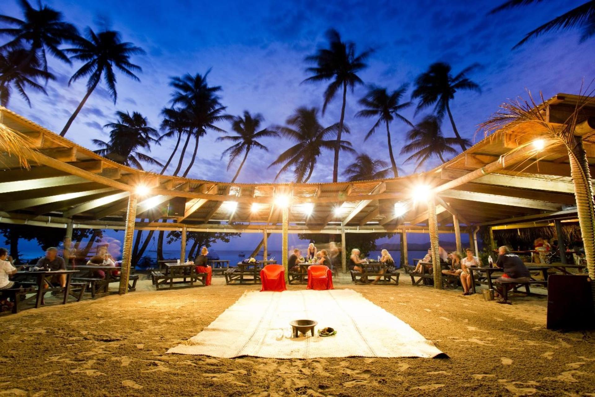 Robinson Crusoe Sunset Cruise Tour with Dinner and Show - Thumbnail 4