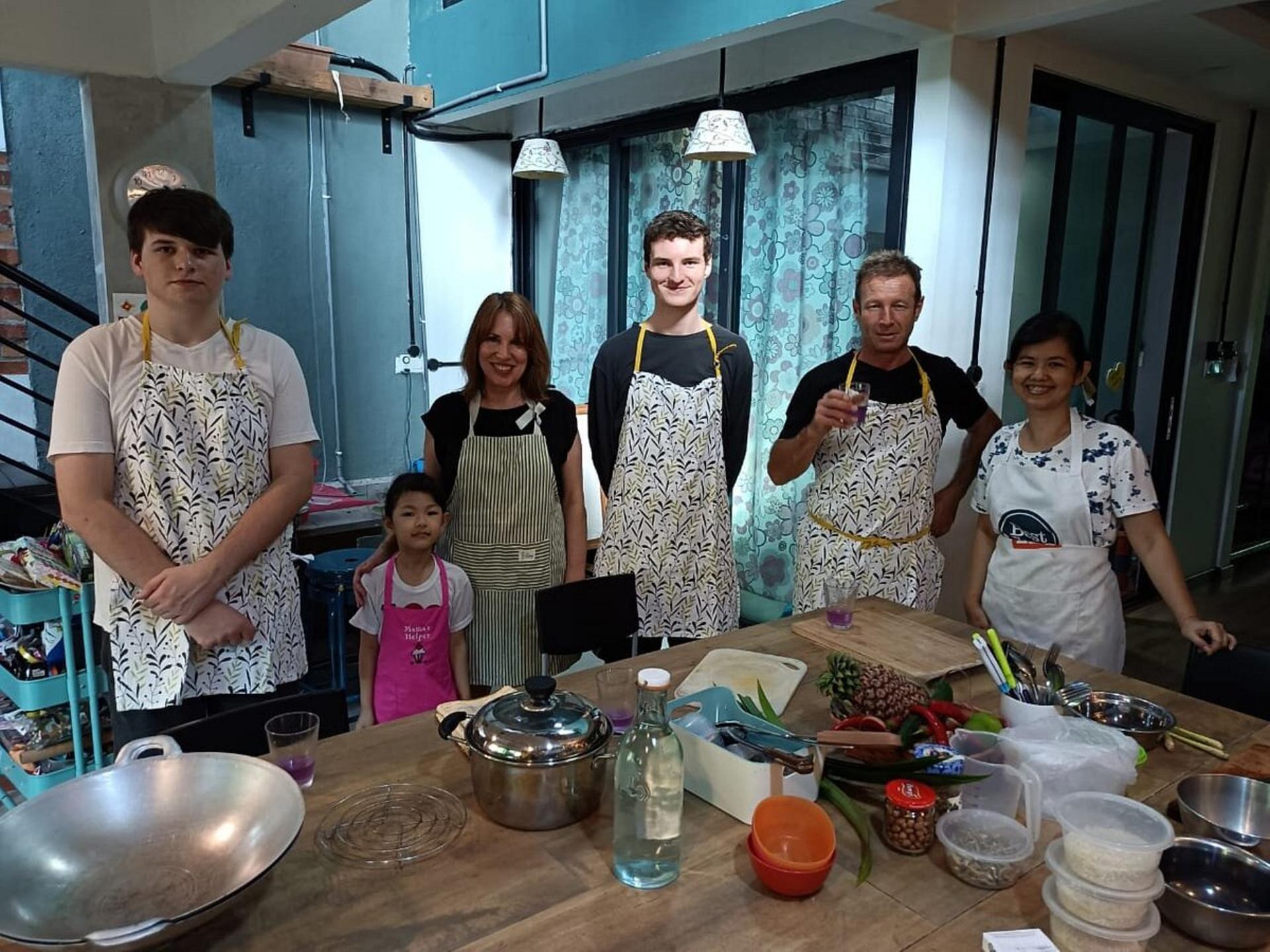 Cooking Class at Daun Senja Kitchen in Cheras, Selangor - Thumbnail 6