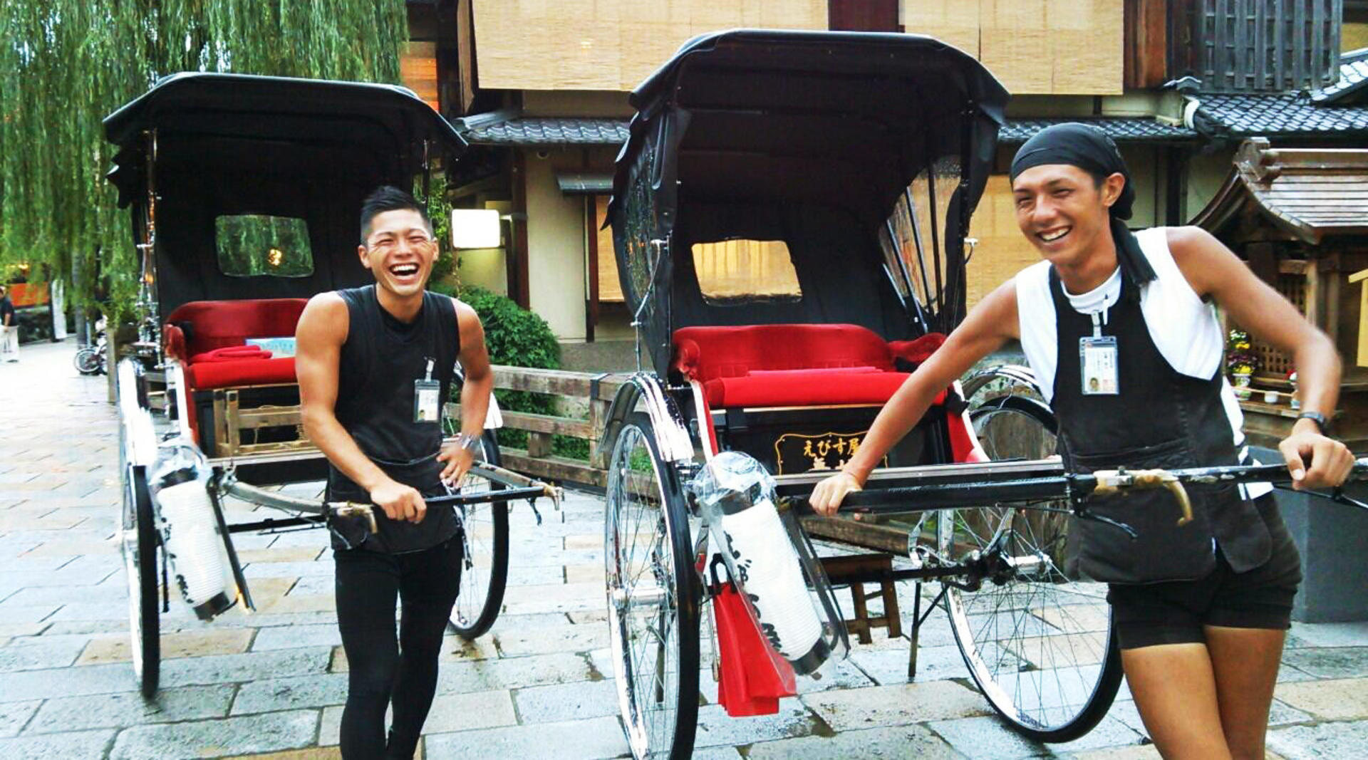 Kyoto Higashiyama Rickshaw Tour - Thumbnail 4