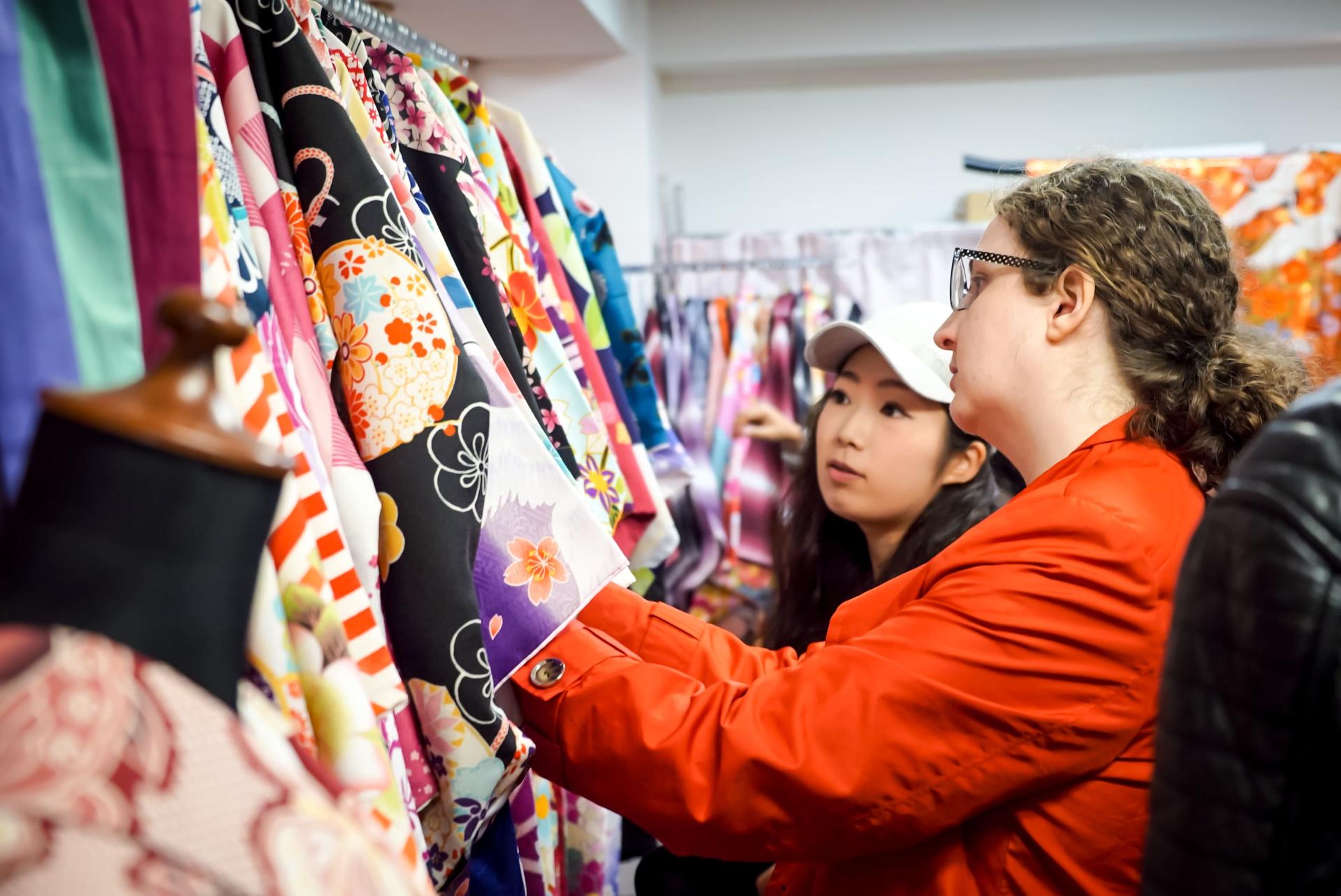 Asakusa Kimono Photography Tour - Thumbnail 13