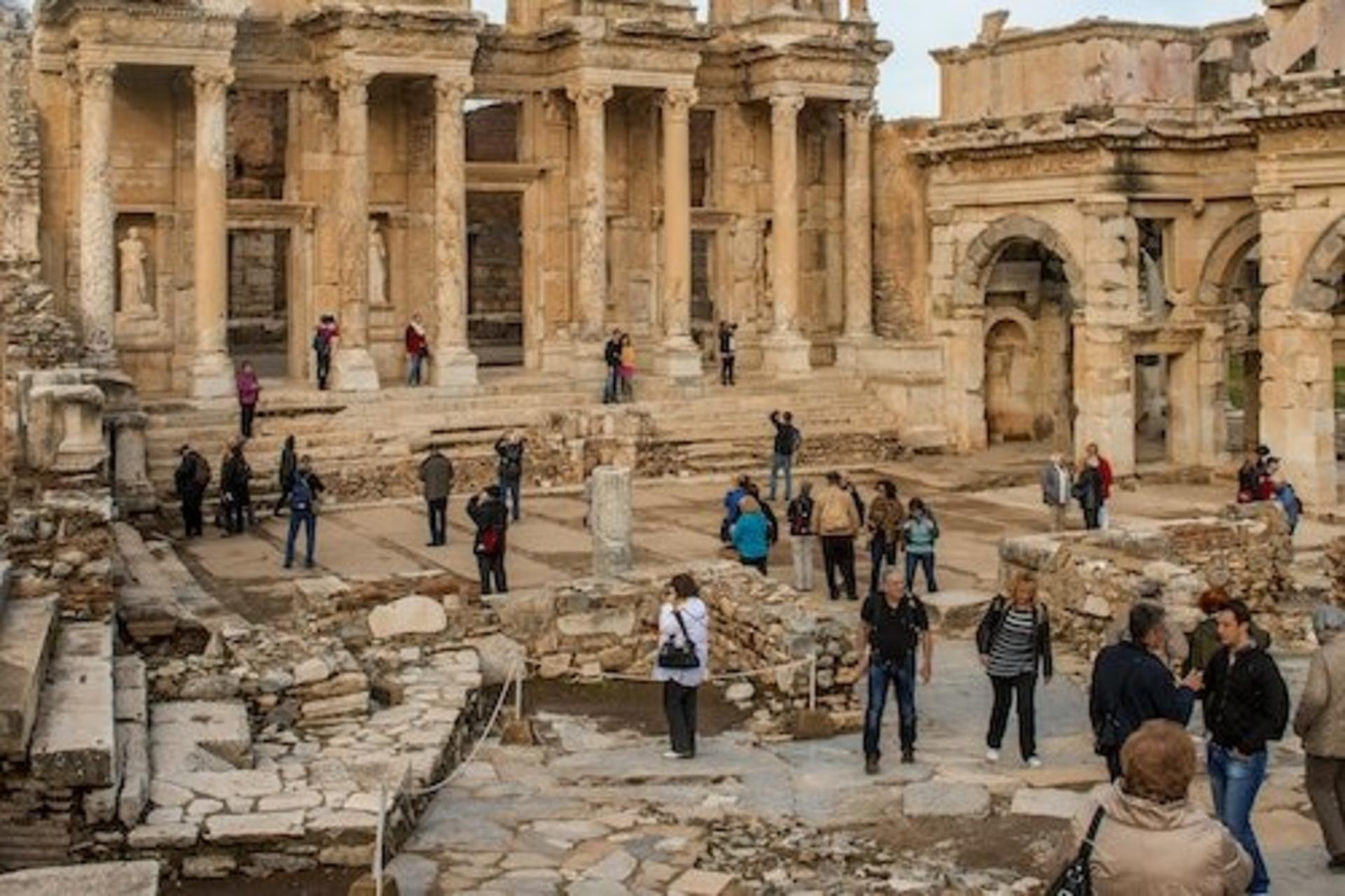 Ephesus Day Tour from Izmir, Kusadasi, & Selcuk with Lunch - Thumbnail 2