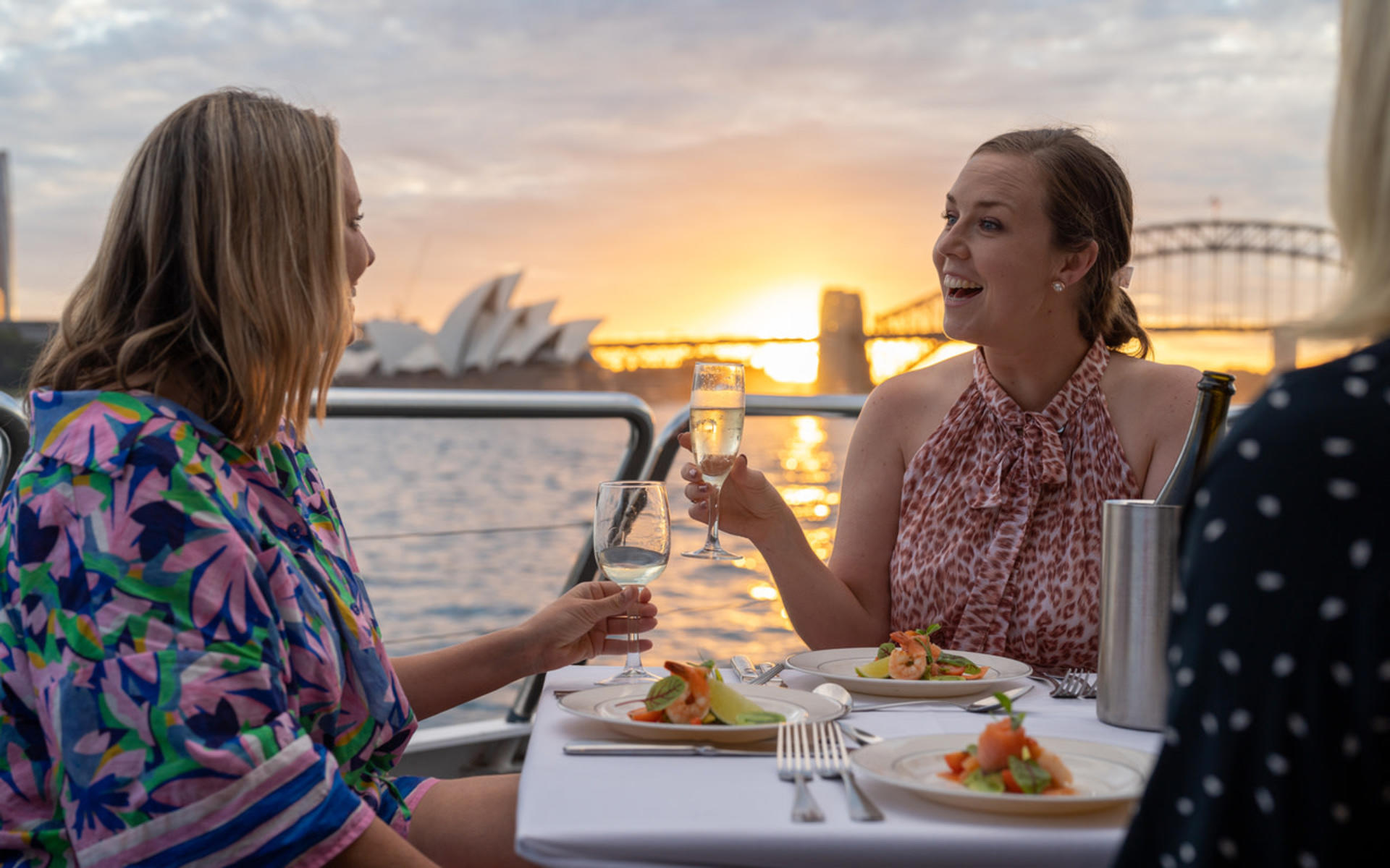 Sydney Harbour Sunset Twilight Cruise - Image 1