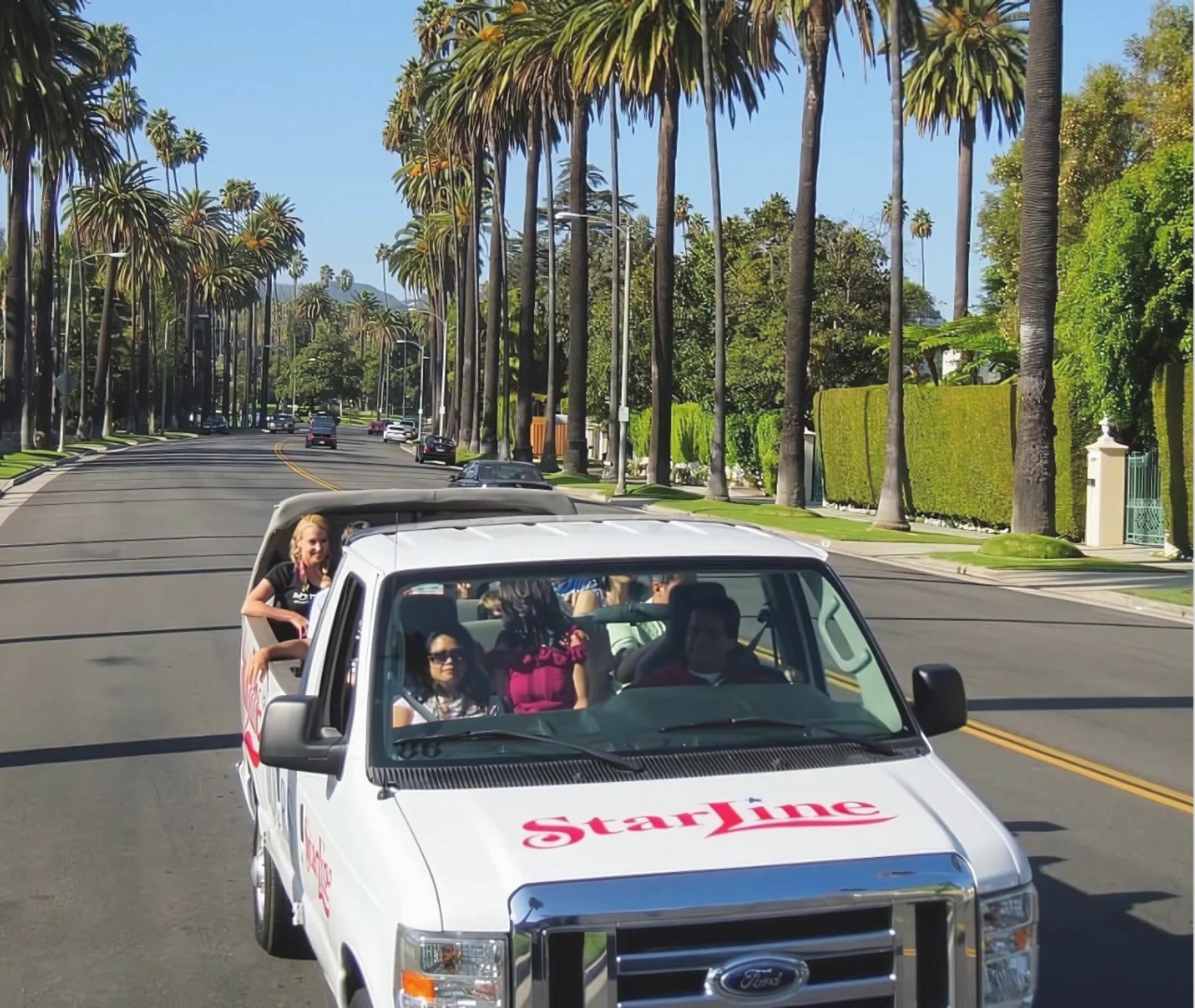 Hollywood & Beverly Hills: Celebrity Homes & Lifestyle Tour - Thumbnail 4