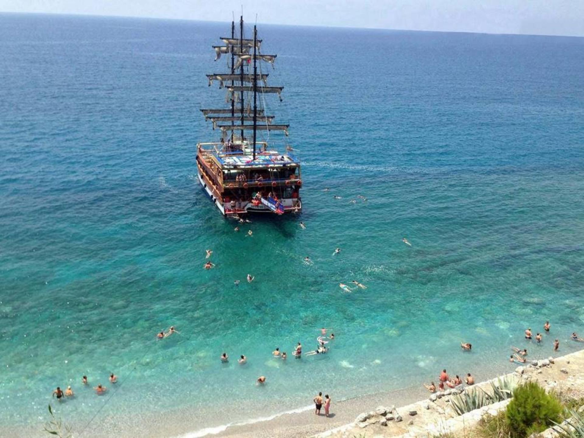 Alanya Full-Day Catamaran Tour with Local Food - Thumbnail 3