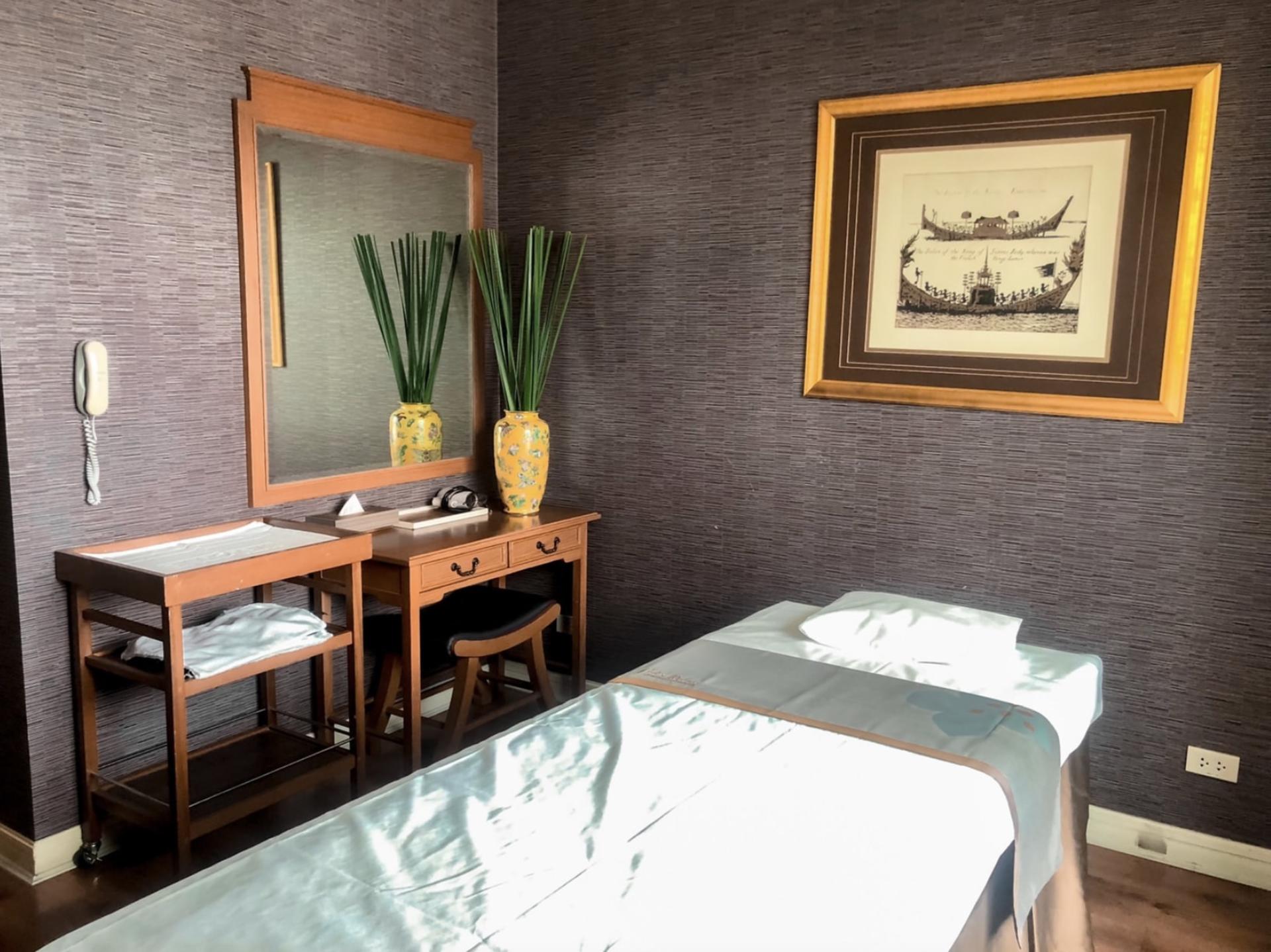 Let's Relax Spa at Ploenchit Grande Centre Point in Bangkok - Thumbnail 3