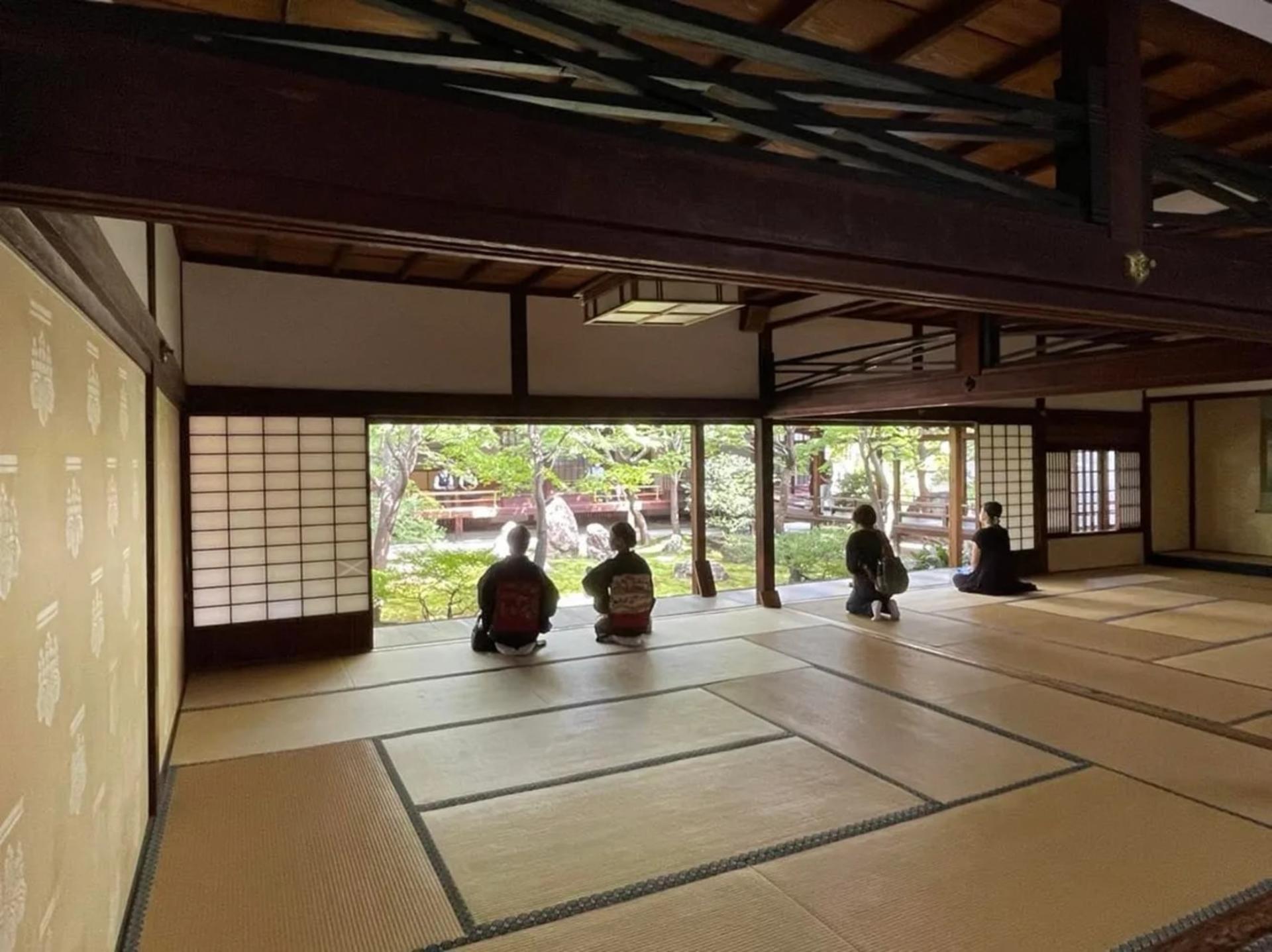 [W/Lunch] Kyoto Highlights Bike Tour with UNESCO Zen Temples - Thumbnail 7