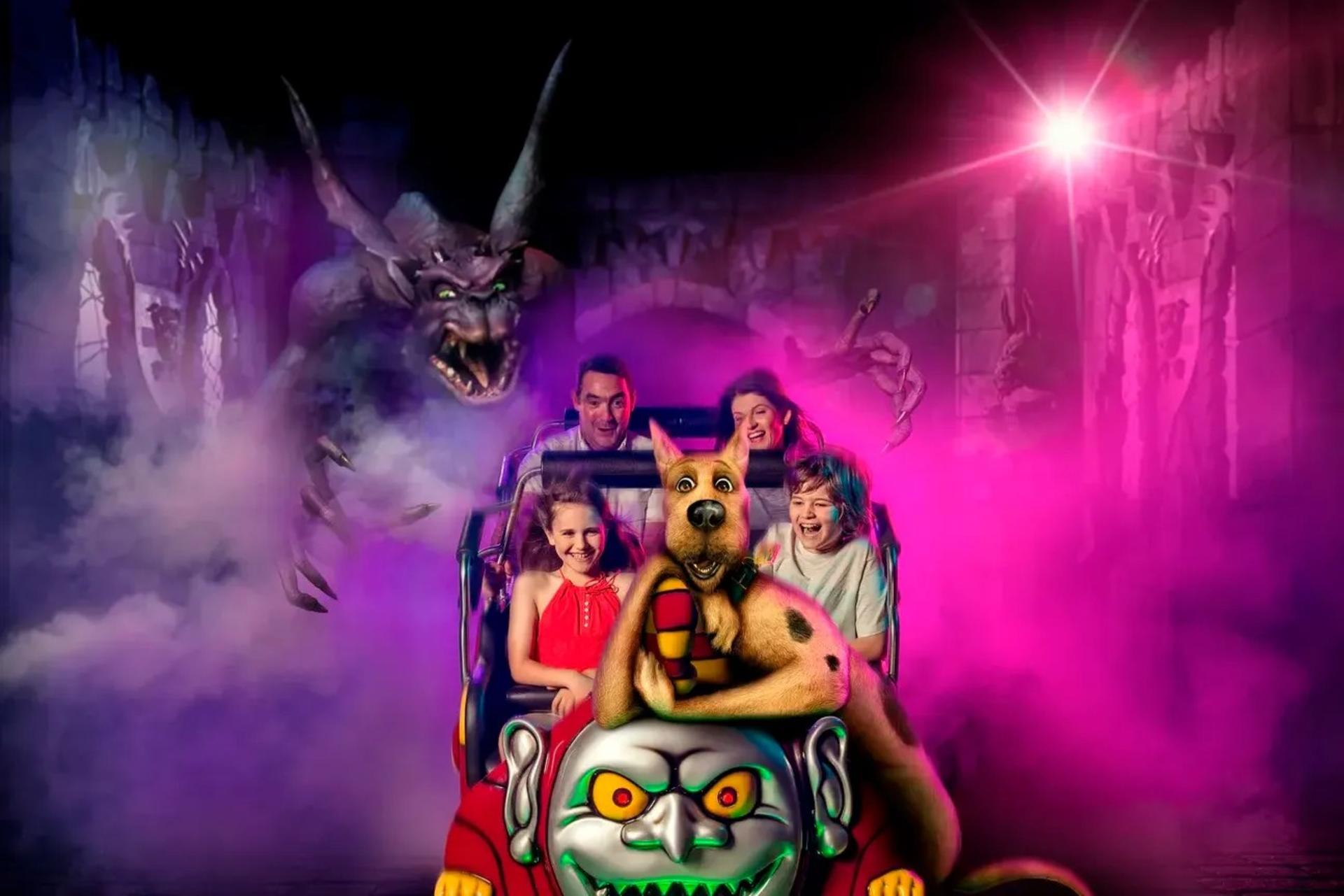 Movie World & Wet n' Wild Gold Coast multi-day unlimited entry pass - Thumbnail 3