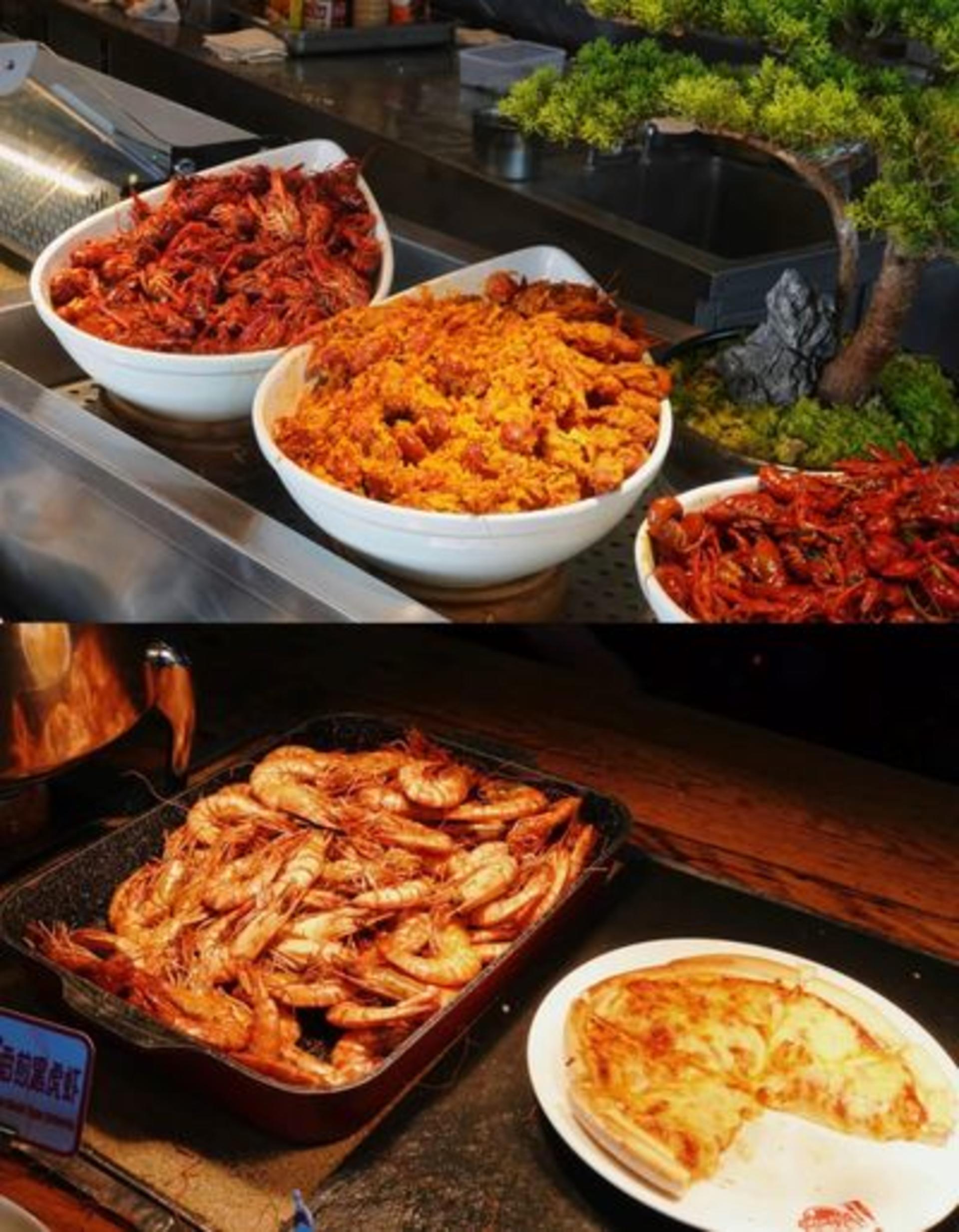 Shanghai Oriental Pearl Tower + Revolving Restaurant Buffet Half-Day Tour Experience - Thumbnail 10