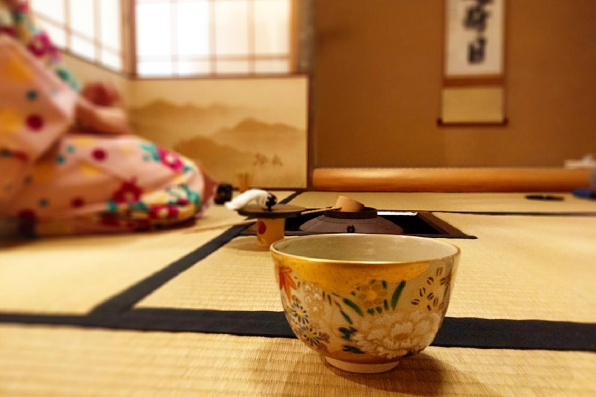 Tokyo Asakusa Kimono & Tea Ceremony Experience - Thumbnail 14