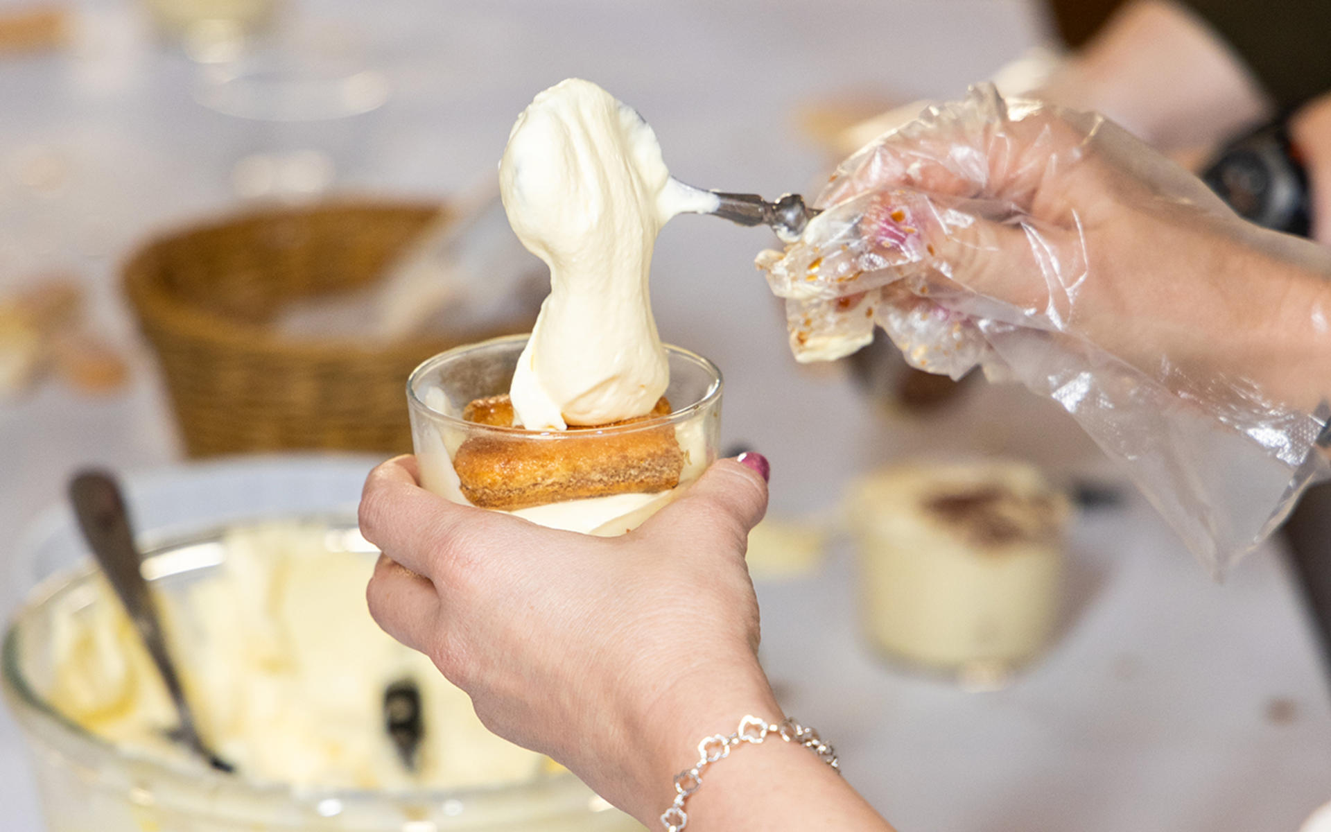 Pizza and tiramisu cooking class in Rome - Thumbnail 9