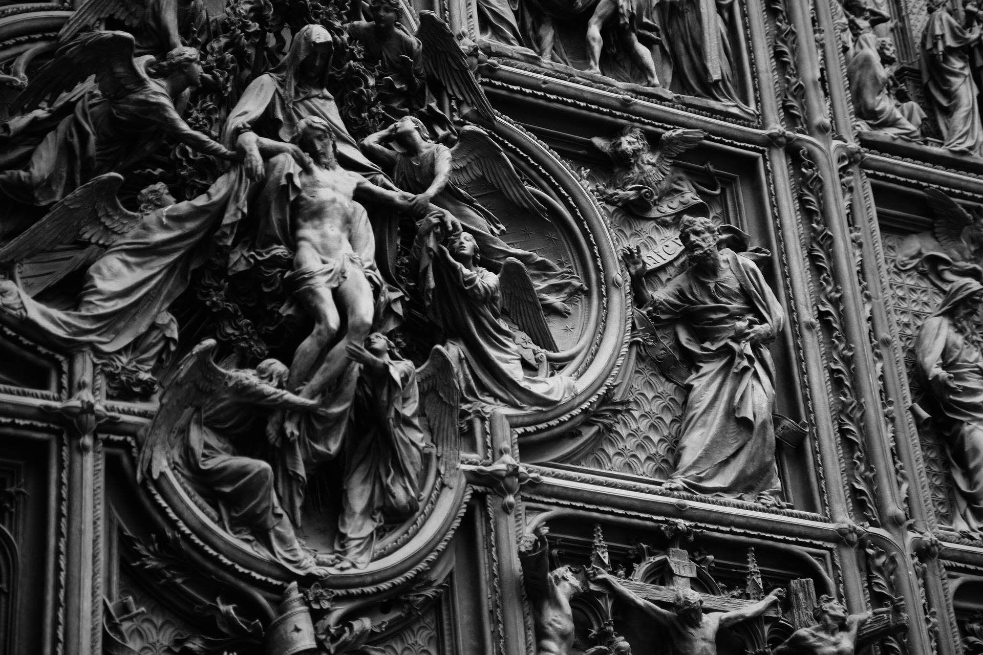 Milan Cathedral tour with entrance ticket - Thumbnail 5