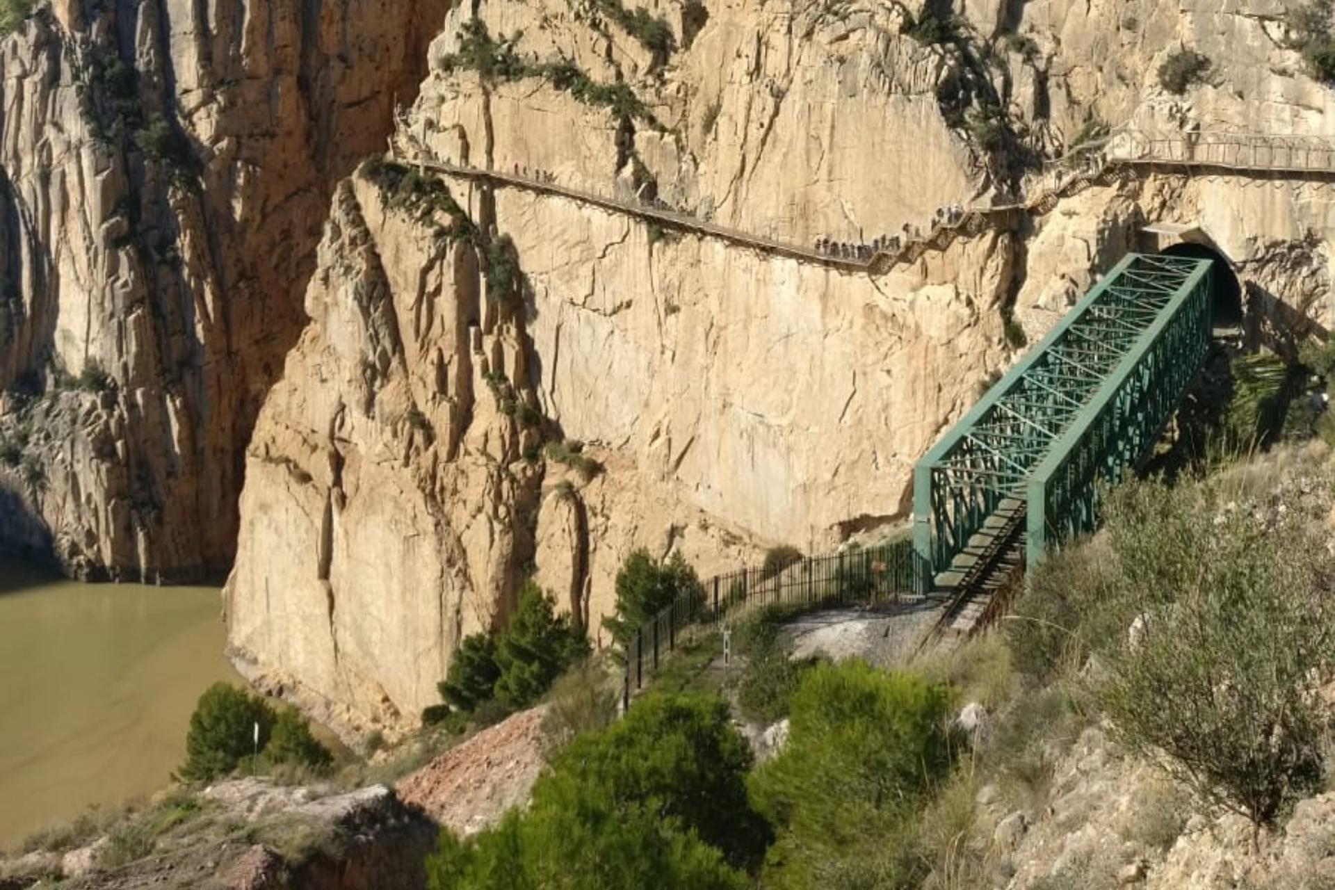 Caminito del Rey Trekking Tour in Malaga - Thumbnail 10