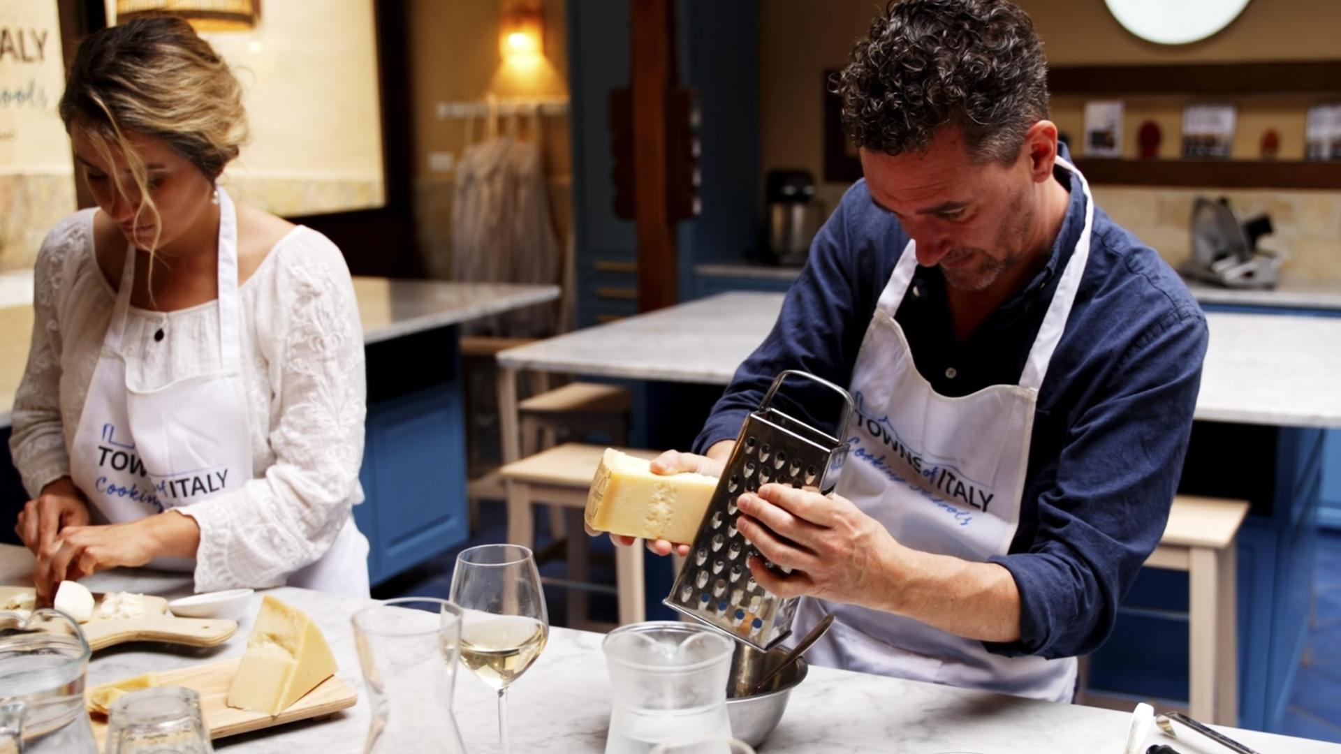 Pasta and gelato cooking class in Palermo - Thumbnail 8