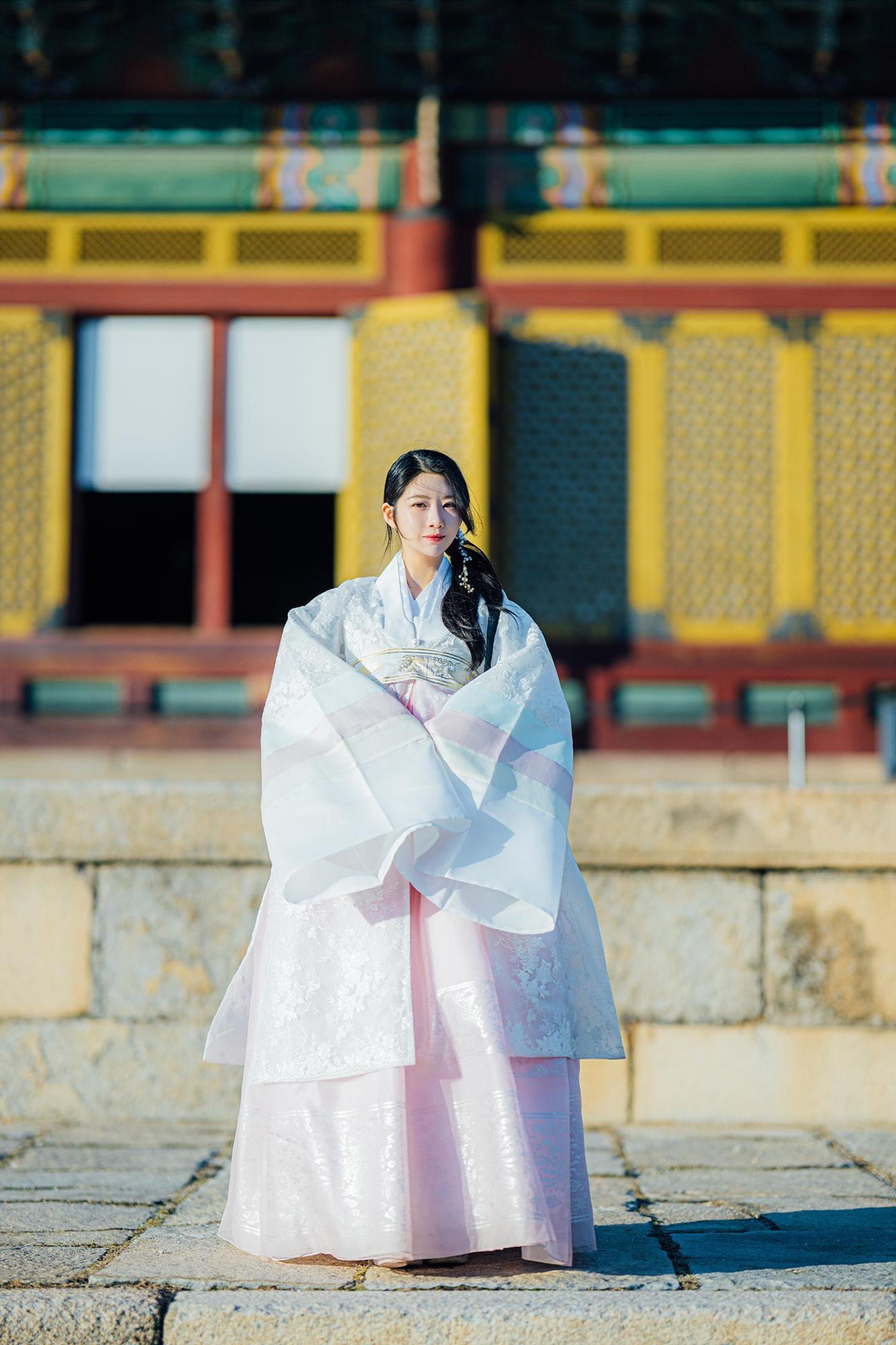 Yein Room(Korean Drama Style Hanbok) Changdeokgung Palace Hanbok - Thumbnail 89