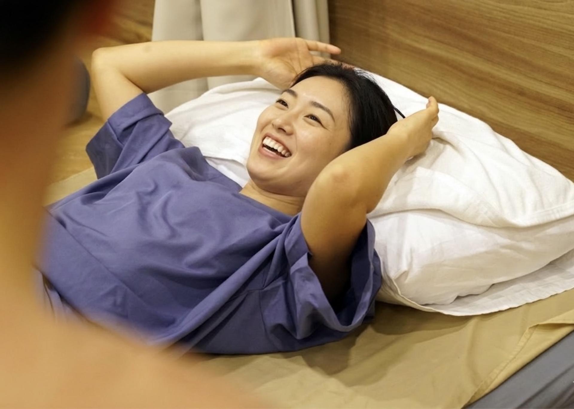 Best Couples Thai Massage Workshop at BTS Taksin in Bangkok - Thumbnail 15