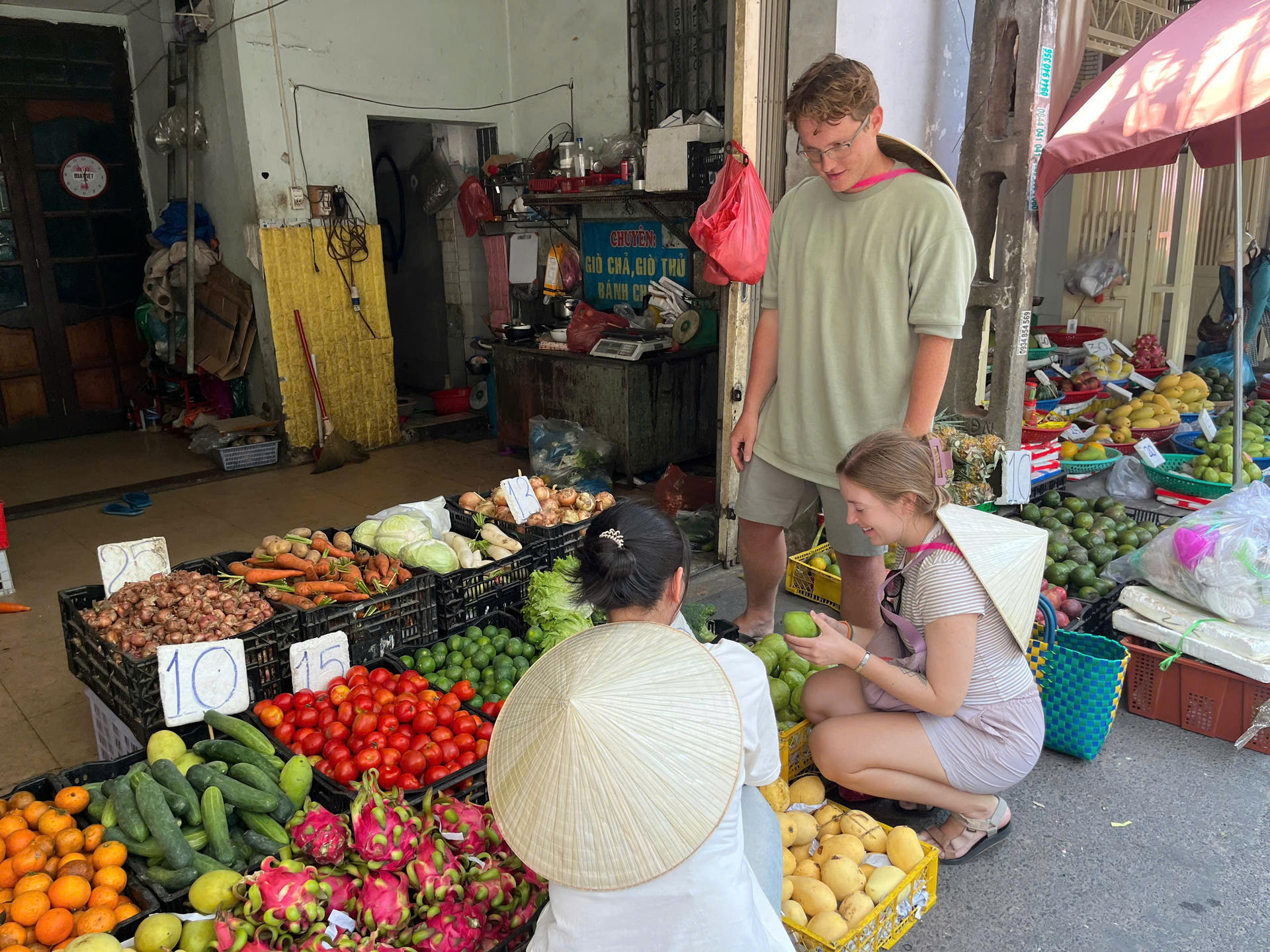 Da Nang Cooking Class & Market Discovery - Thumbnail 2