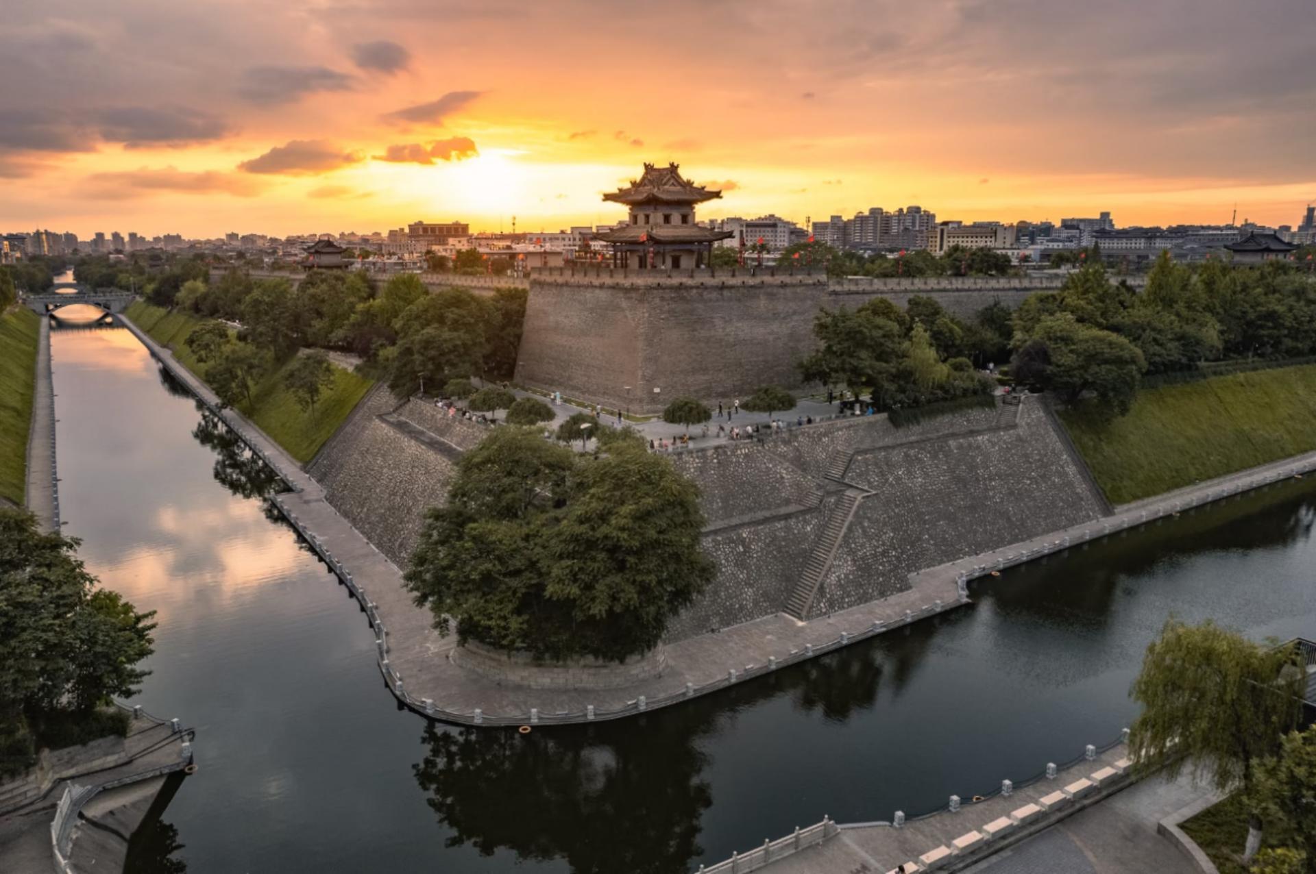 Xi'an Terracotta Warriors + Mausoleum of the Yellow Emperor + Hukou Waterfall 5-Day Essence Tour - Thumbnail 9