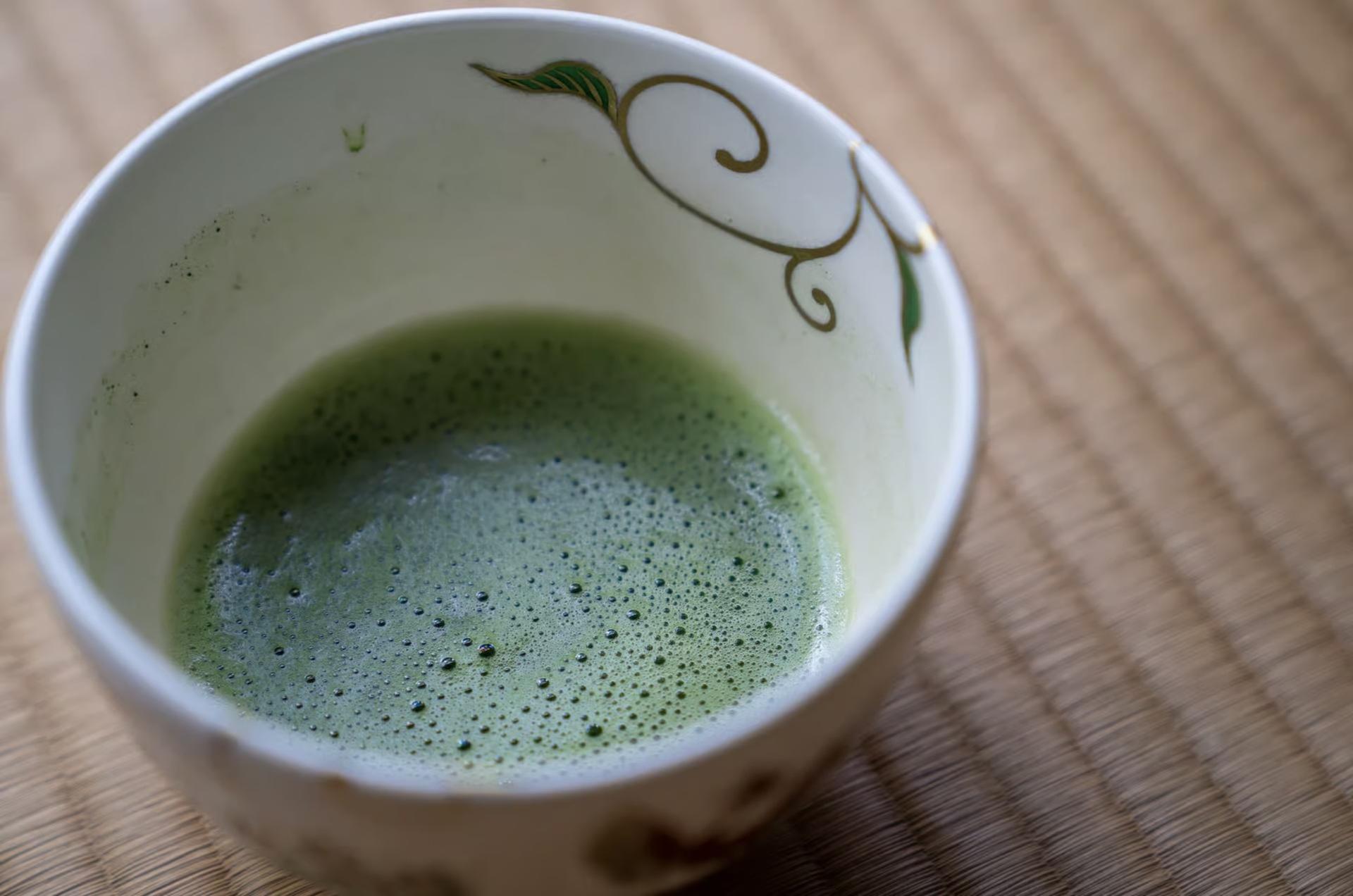 Kyoto: Tea Ceremony Experience in a Small Tea Room - Thumbnail 13