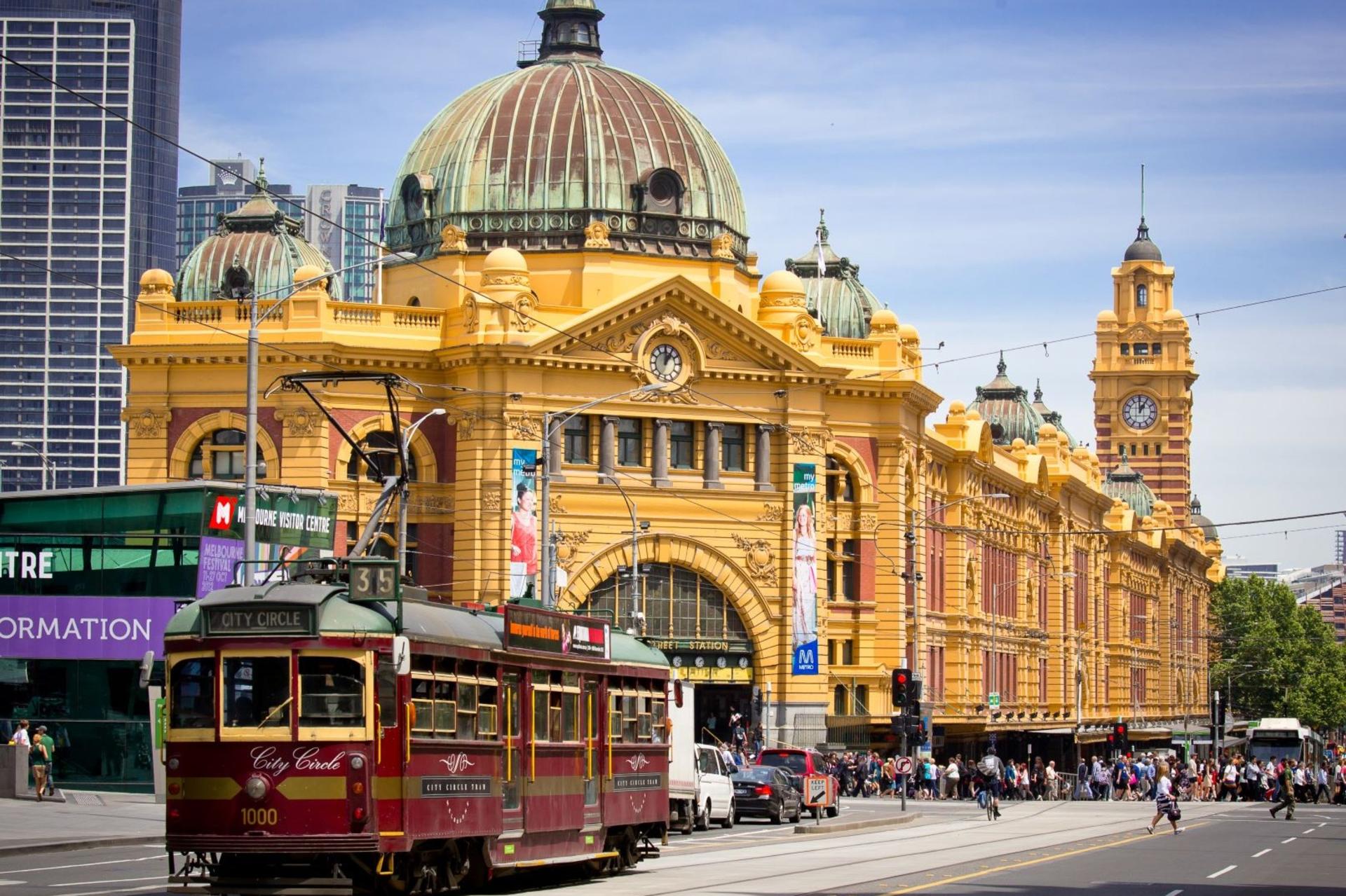 Classic Walking Tour of Melbourne  - Thumbnail 4