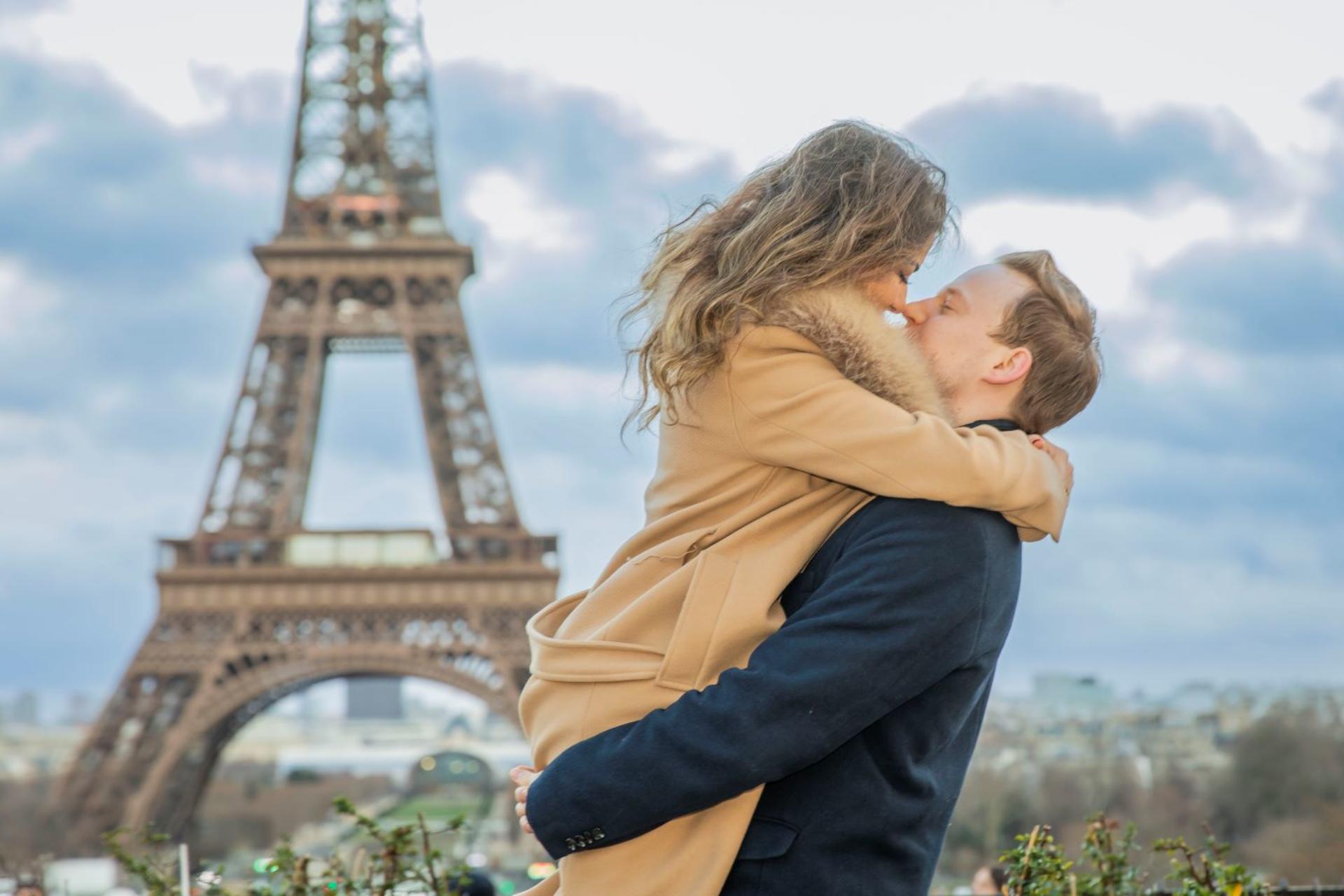 Private Professional Photoshoot in Paris - Thumbnail 16
