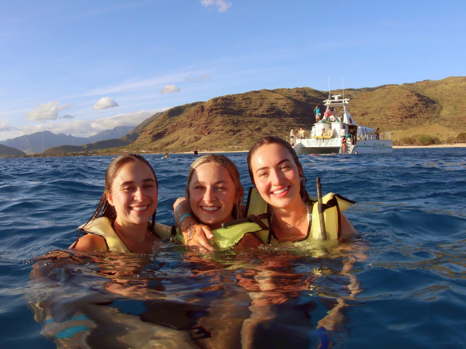 Luxury Afternoon Snorkeling Cruise and Dolphin Watch from Ko Olina - Thumbnail 27