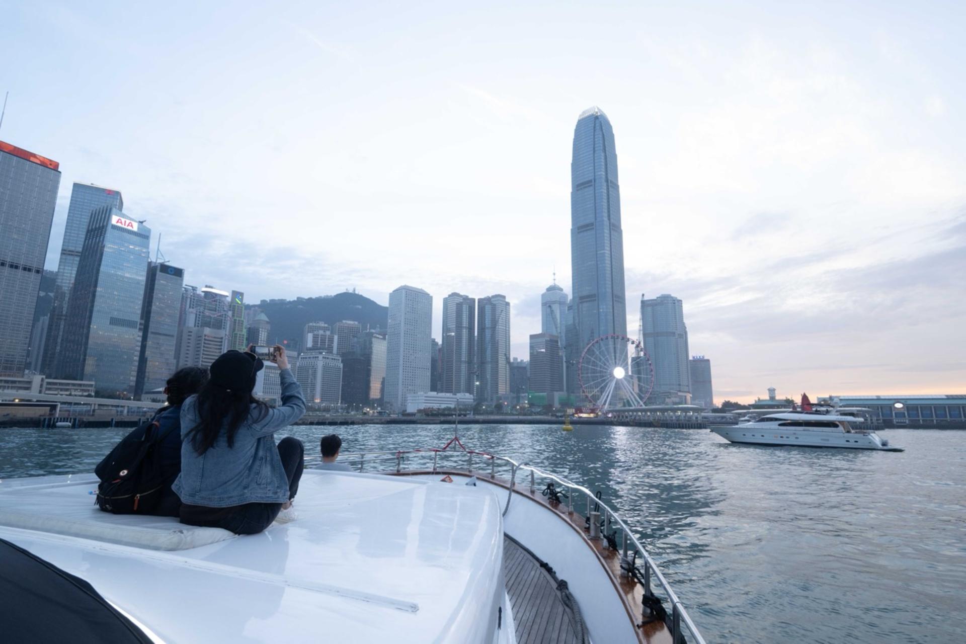 RP Victoria Harbour Tour Cruise Hong Kong | Free Drinks + Snacks - Thumbnail 9