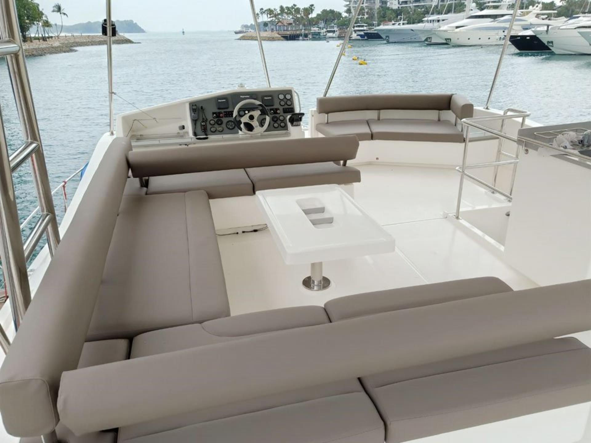 Southern Islands Yacht Charter on Valencia by Valencia Yachts - Thumbnail 5