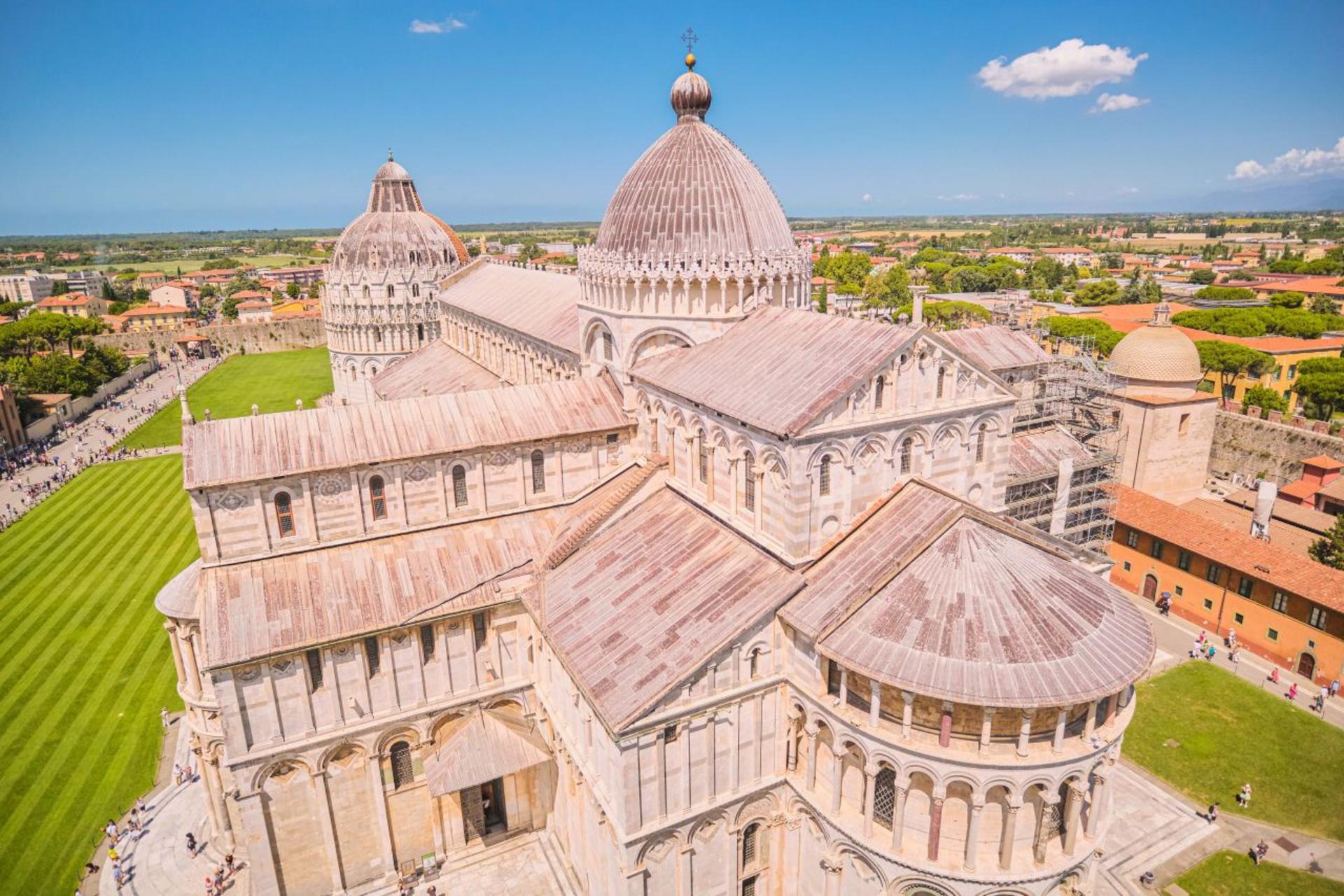Pisa and Piazza dei Miracoli Tour - Thumbnail 2