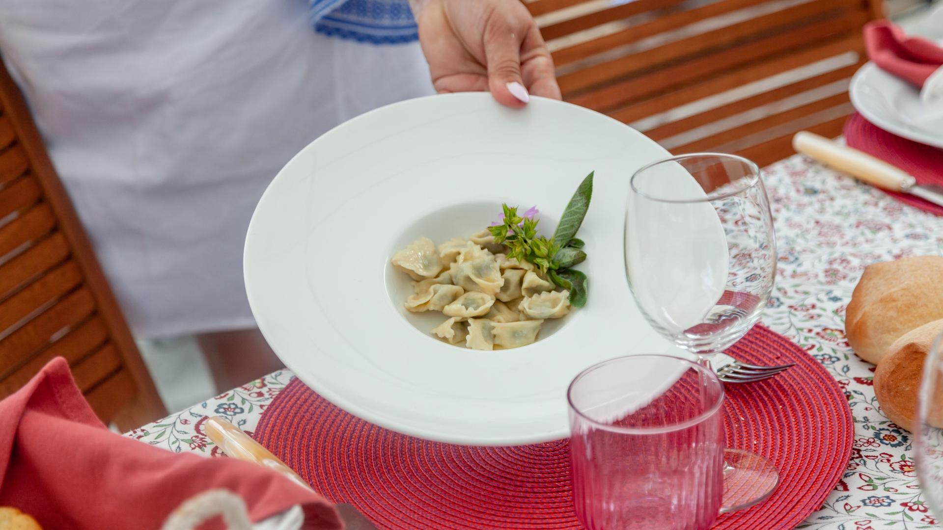 Pasta and tiramisu cooking class in Venice - Thumbnail 7