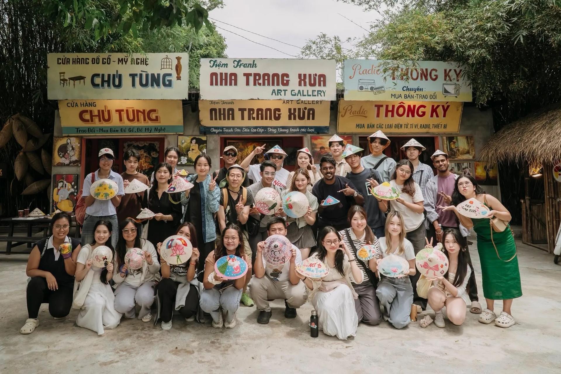 Conical Hat Painting Workshop at Nha Trang Xua with Transfer Option - Image 1