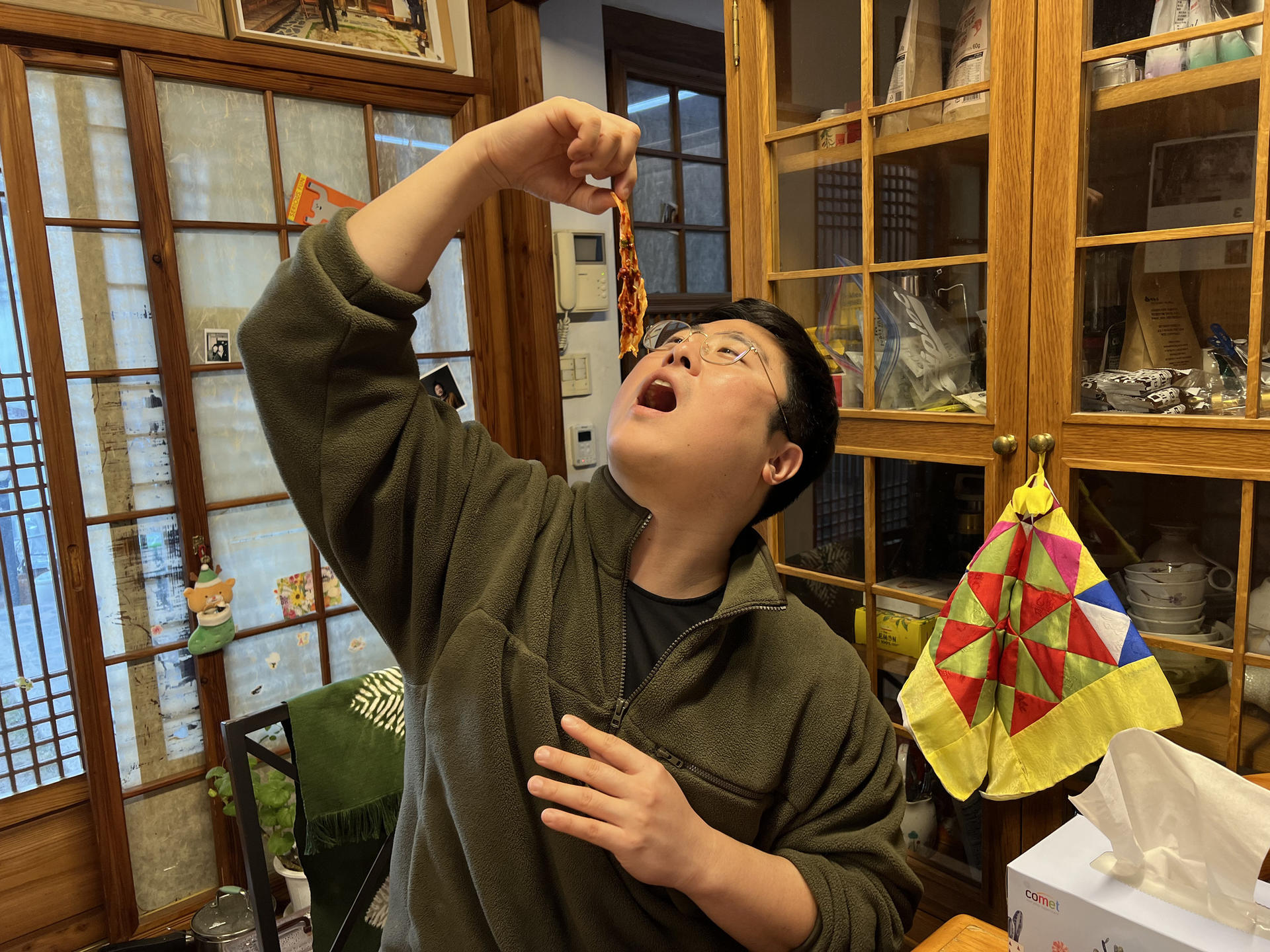 Kimchi Cooking Class in Traditional Hanok House & Donate Kimchi - Thumbnail 15