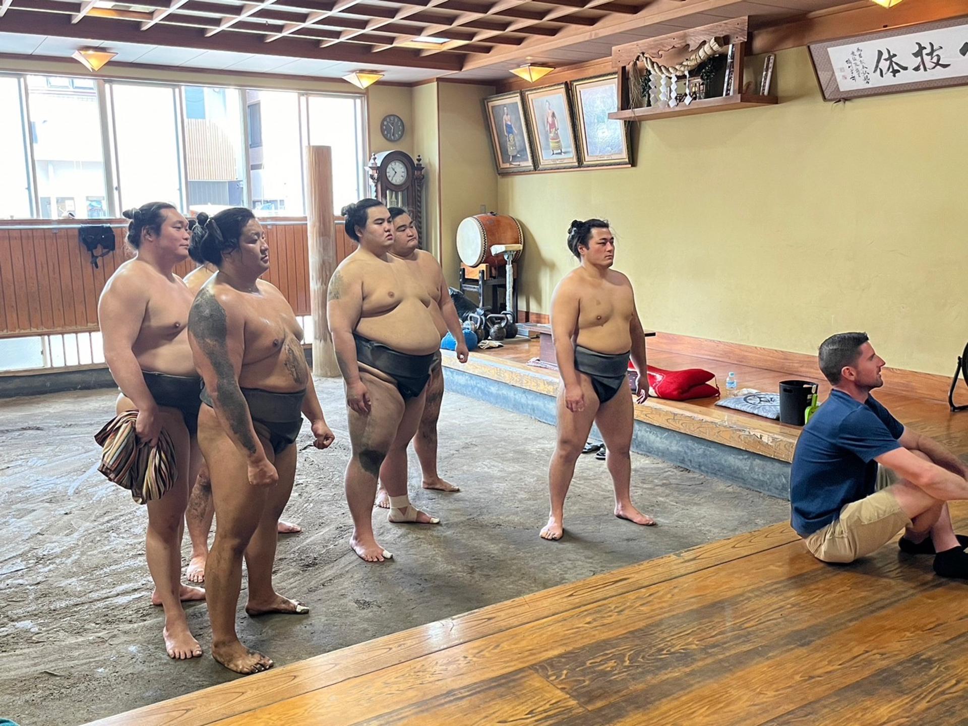 Grand Sumo: Morning Training at Takasago Stable & Commemorative Photo Experience (Asakusa) - Thumbnail 4