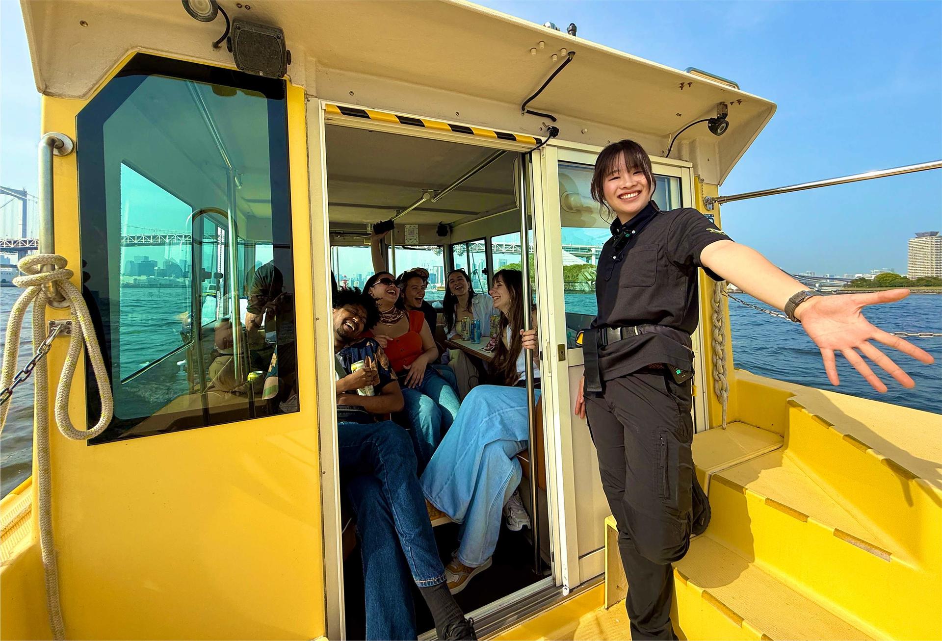 Tokyo: Sunset Boat Cruise with Local Guide on Private Boat - Thumbnail 11