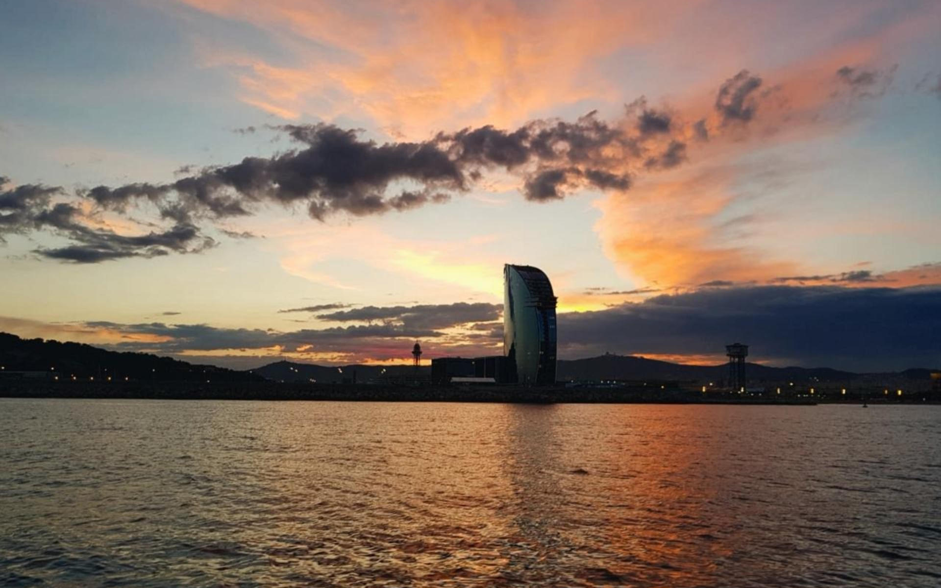 Sunset Catamaran with Tapas & Open Bar in Barcelona - Thumbnail 2