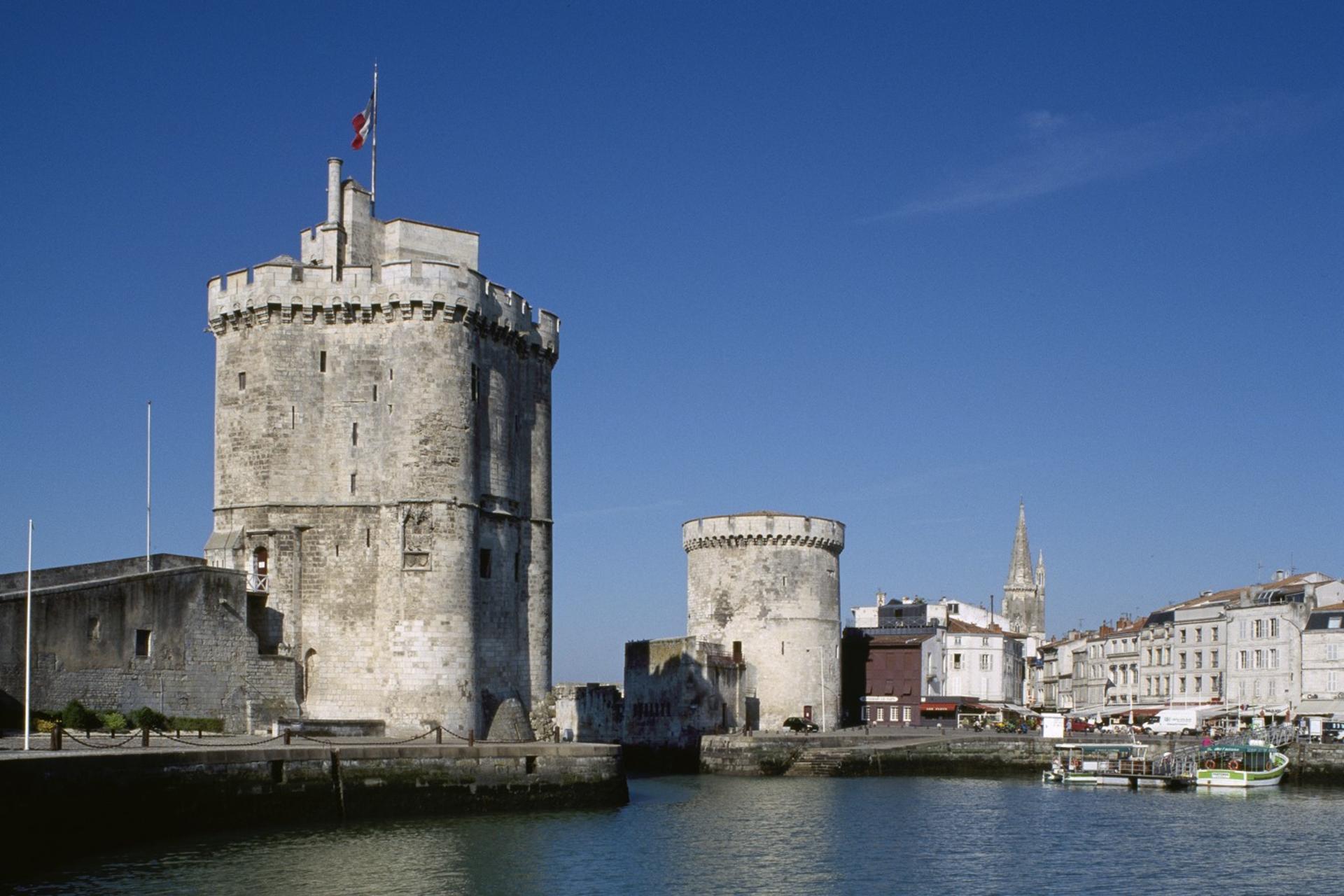 La Rochelle Towers Ticket in France - Image 1
