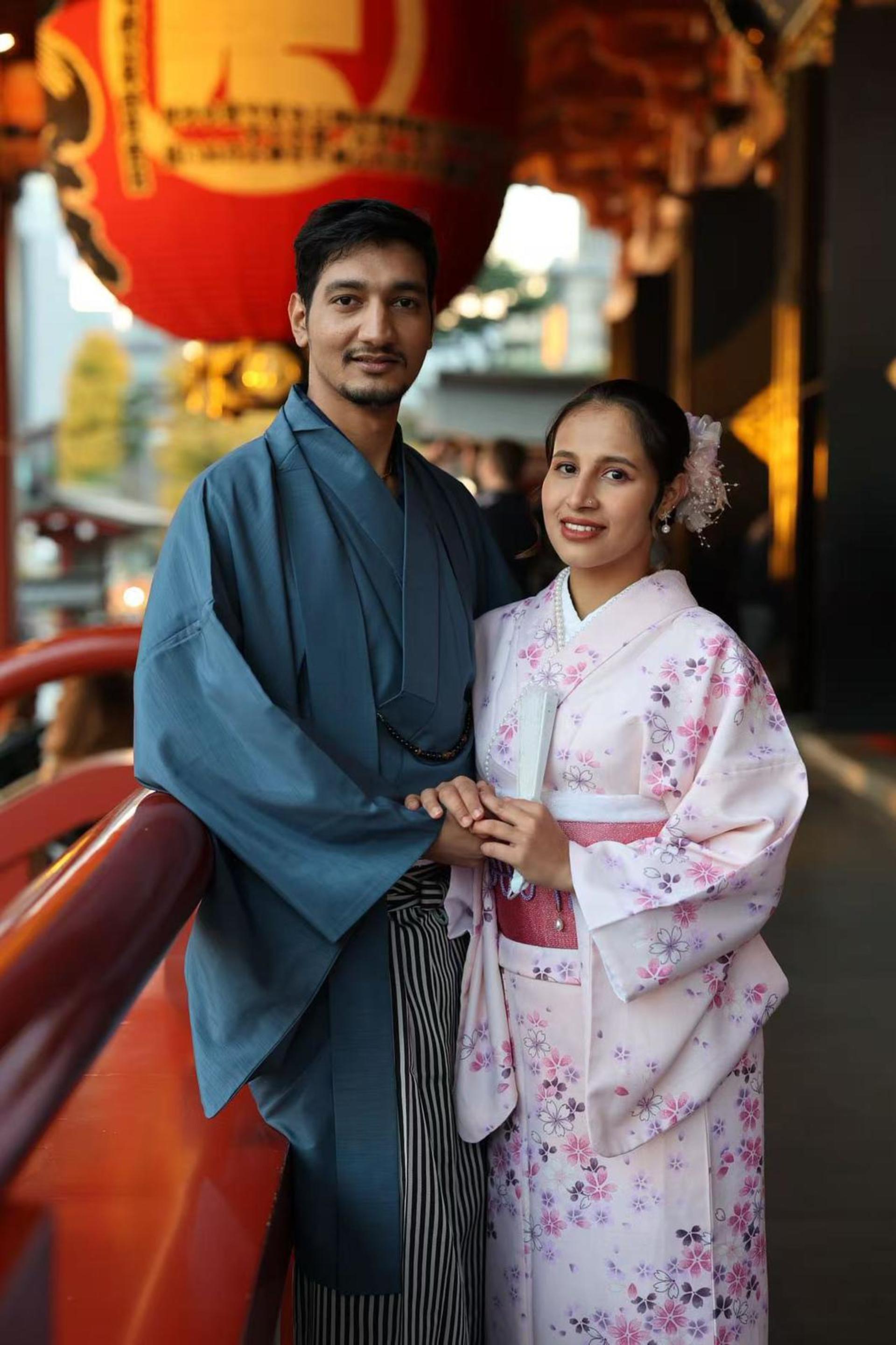 Kimono rental & original chopsticks making experience in Asakusa - Thumbnail 9