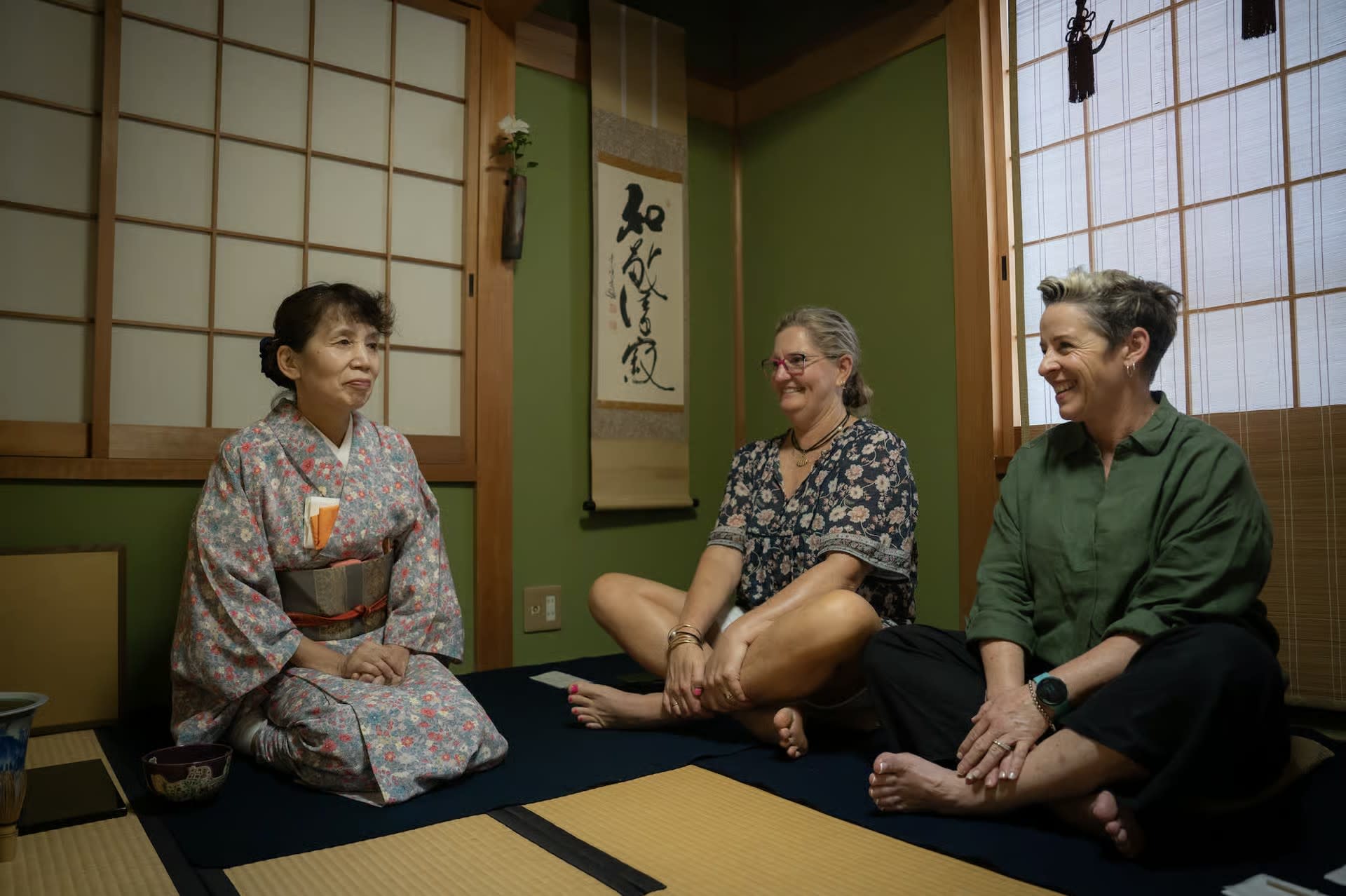 Kyoto: Tea Ceremony Experience in a Small Tea Room - Thumbnail 7