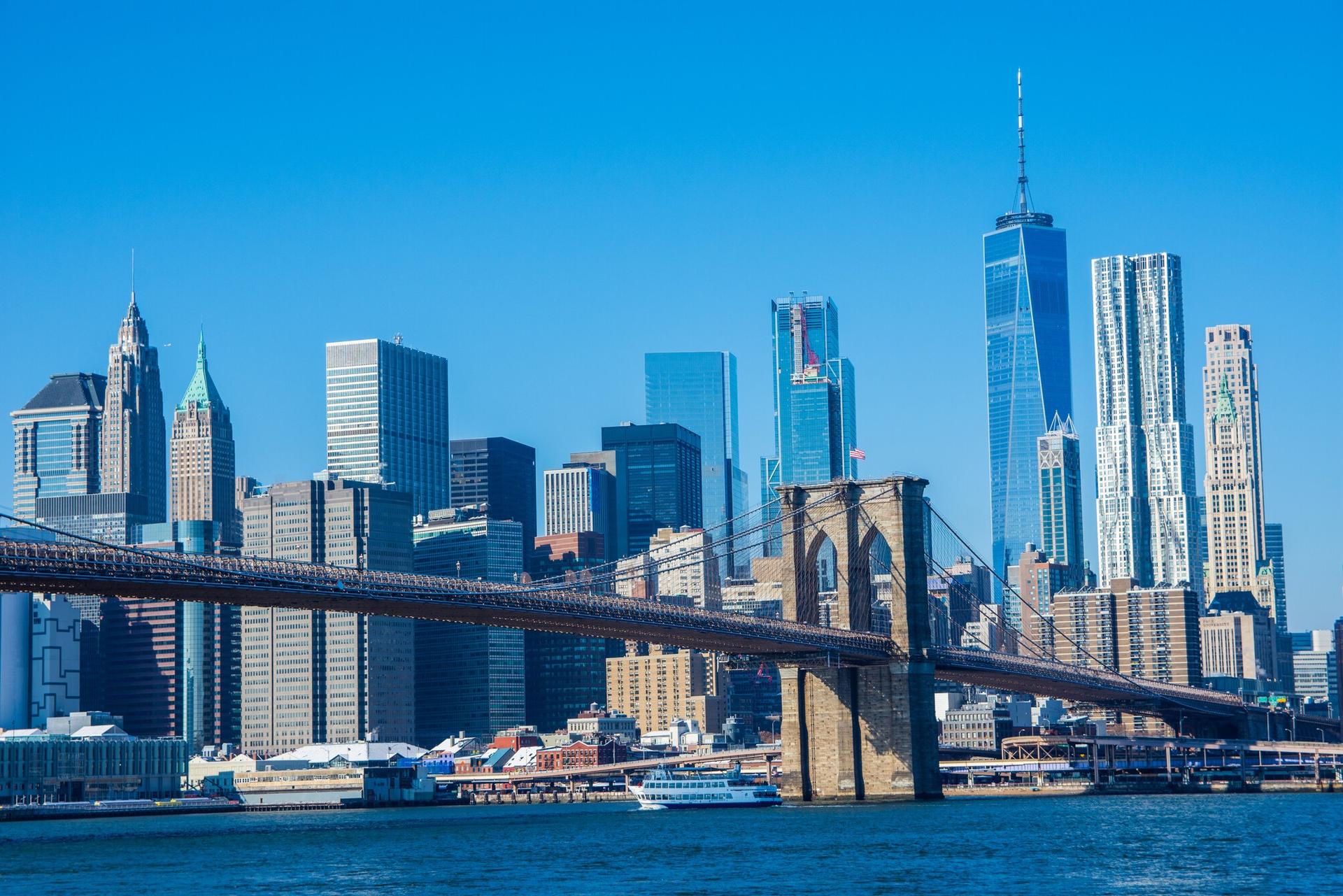 Brooklyn Bridge and DUMBO Walking Tour in New York - Thumbnail 3